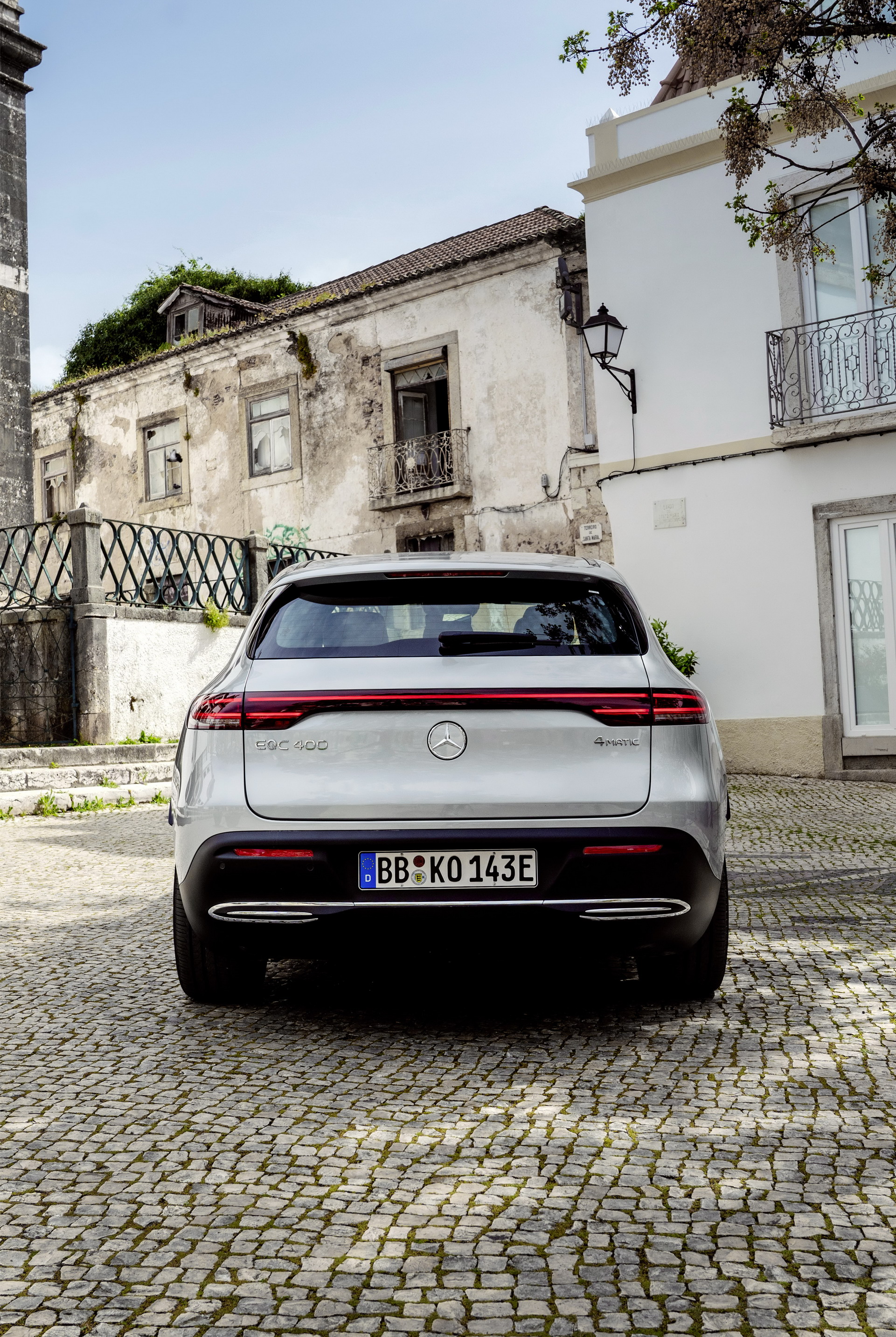 Mercedes EQC 1886 Edition 25 2020 Mercedes EQC Edition 1886 Adds Some Touches, Arrives In The U.S. Next Year