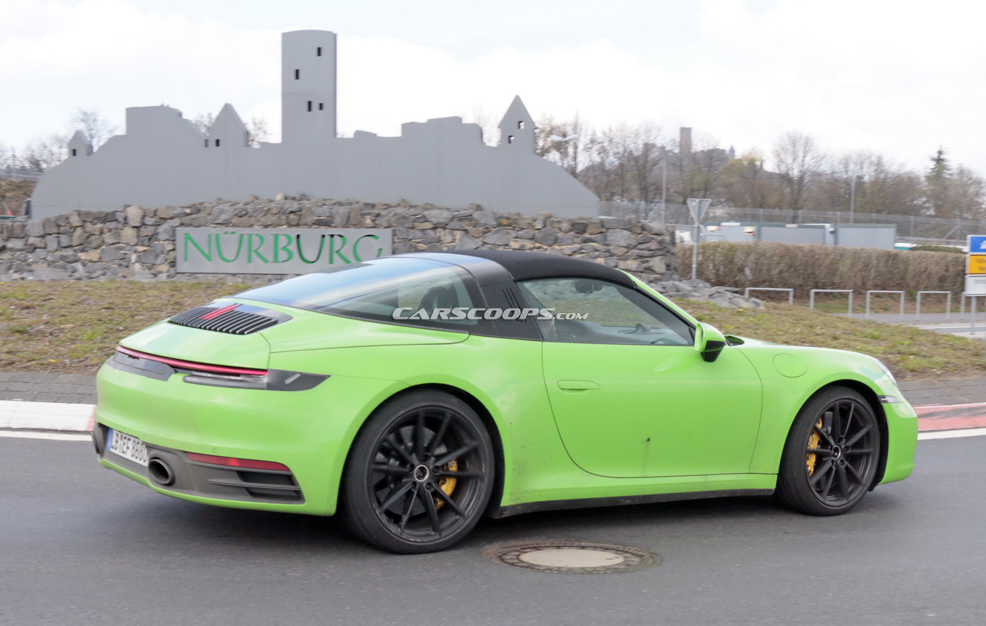 2020 Porsche 992 Targa 46 2020 Porsche 911 Targa With Removable Top Photographed Undisguised In Red Too