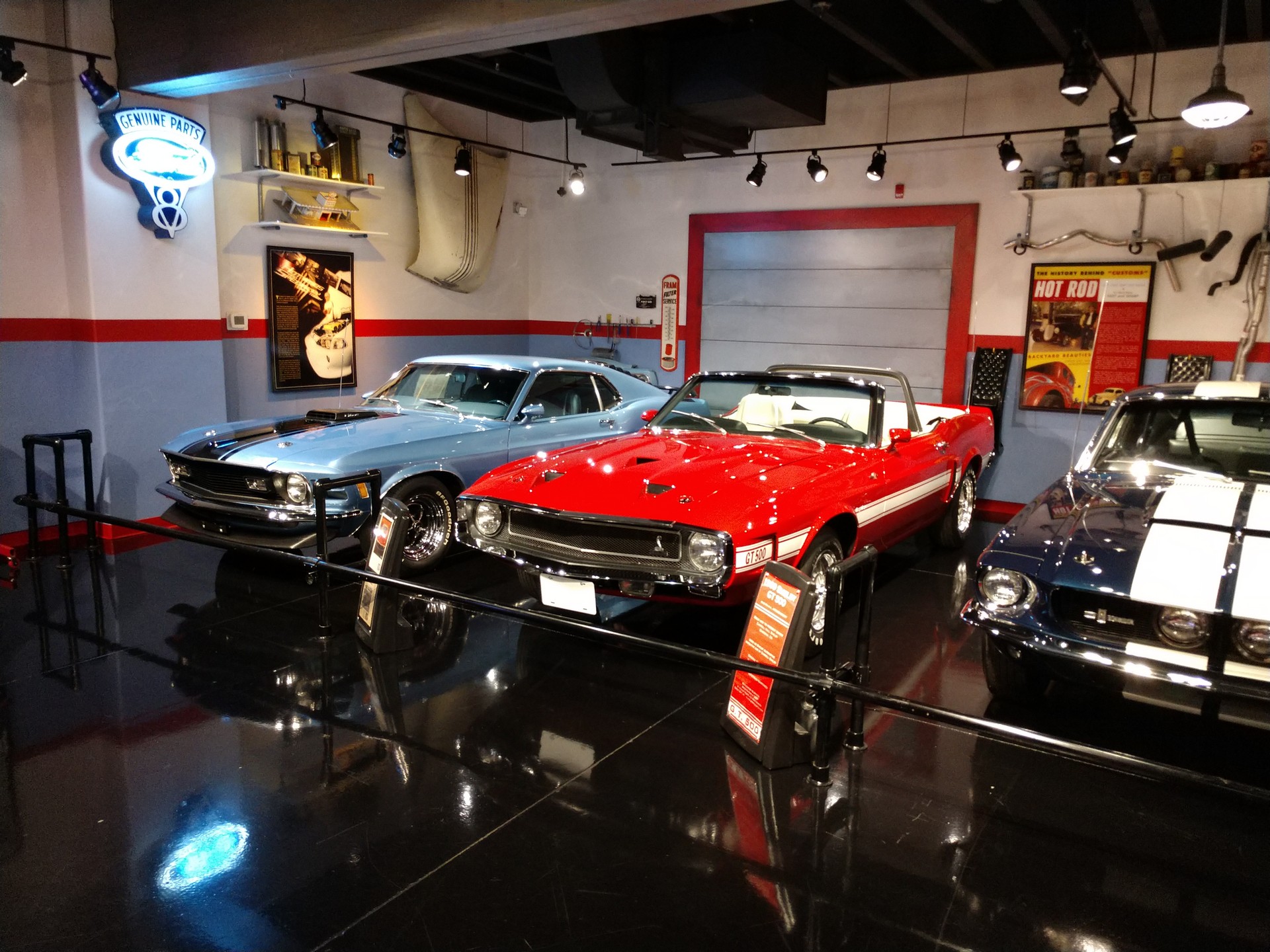Gateway Auto Museum-43 Road Trip: Gateway Auto Museum Is A Tribute To American Luxury And Performance