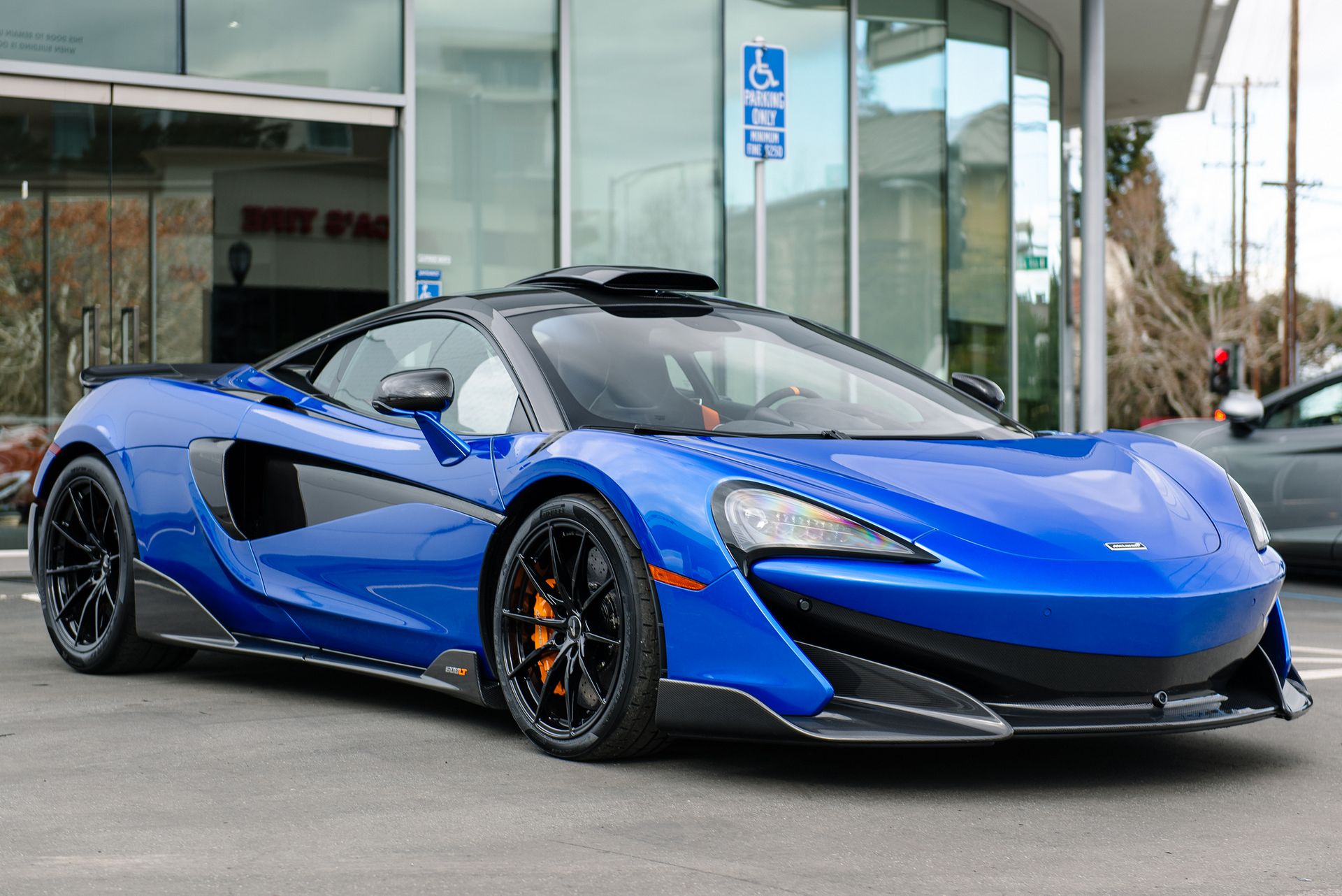 McLaren-600LT-Blue-15 This Vega Blue Example Might Be The Best-Looking McLaren 600LT We’ve Seen