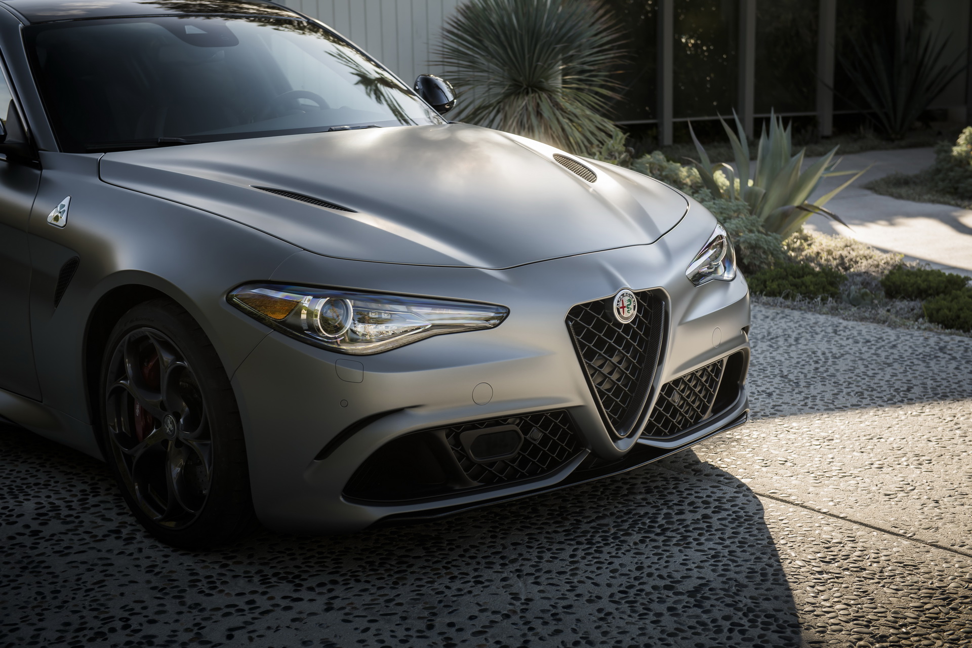 Alfa-Romeo-Giulia-Stelvio-NRing-NY-40 North America’s Getting 110 Alfa Romeo Giulia & Stelvio Quadrifoglio NRing Editions