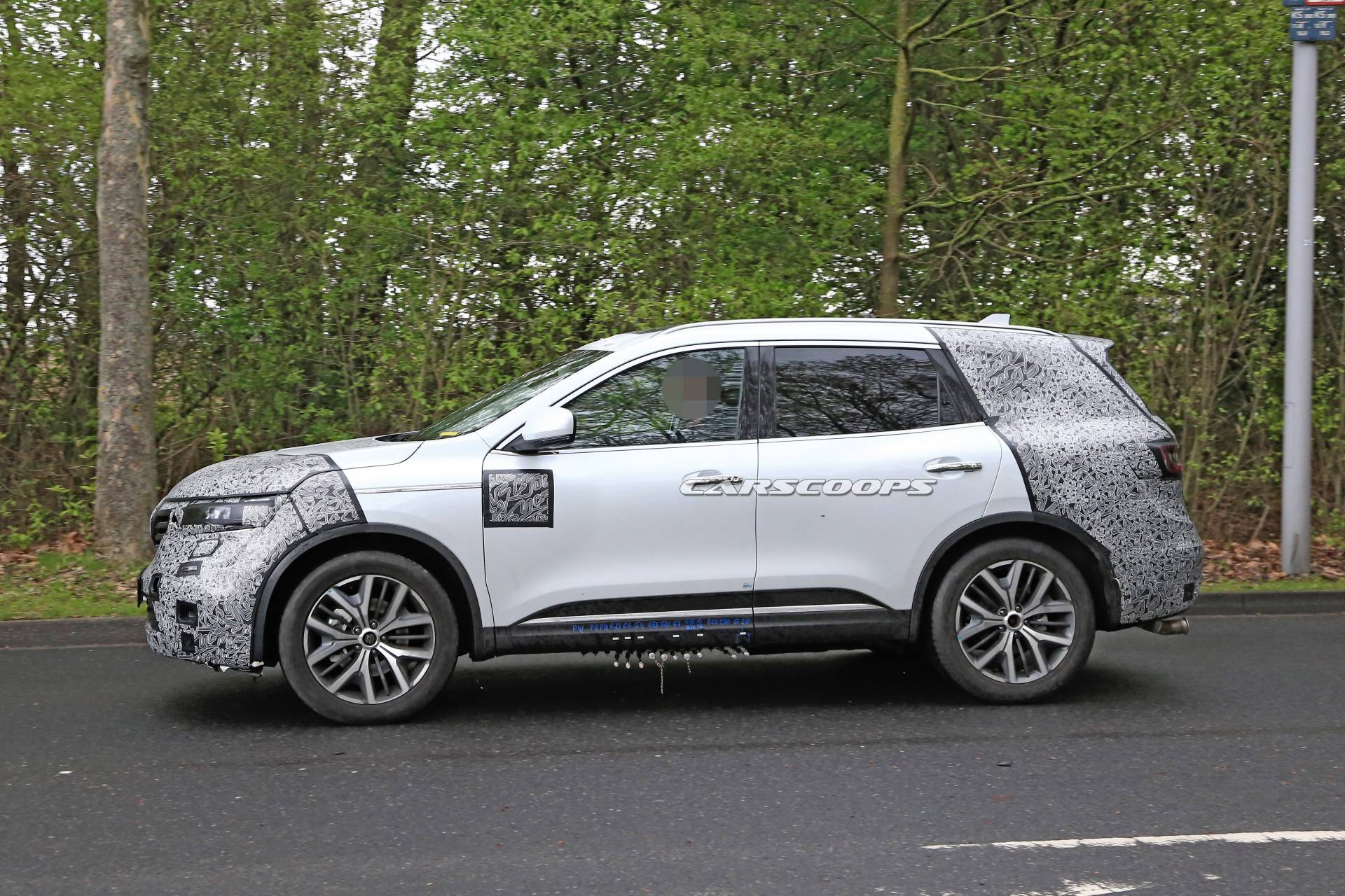 2020 Renault Koleos facelift spy shots 14 We Spy Europe’s 2020 Renault Koleos As China Model Quietly Debuts In Shanghai