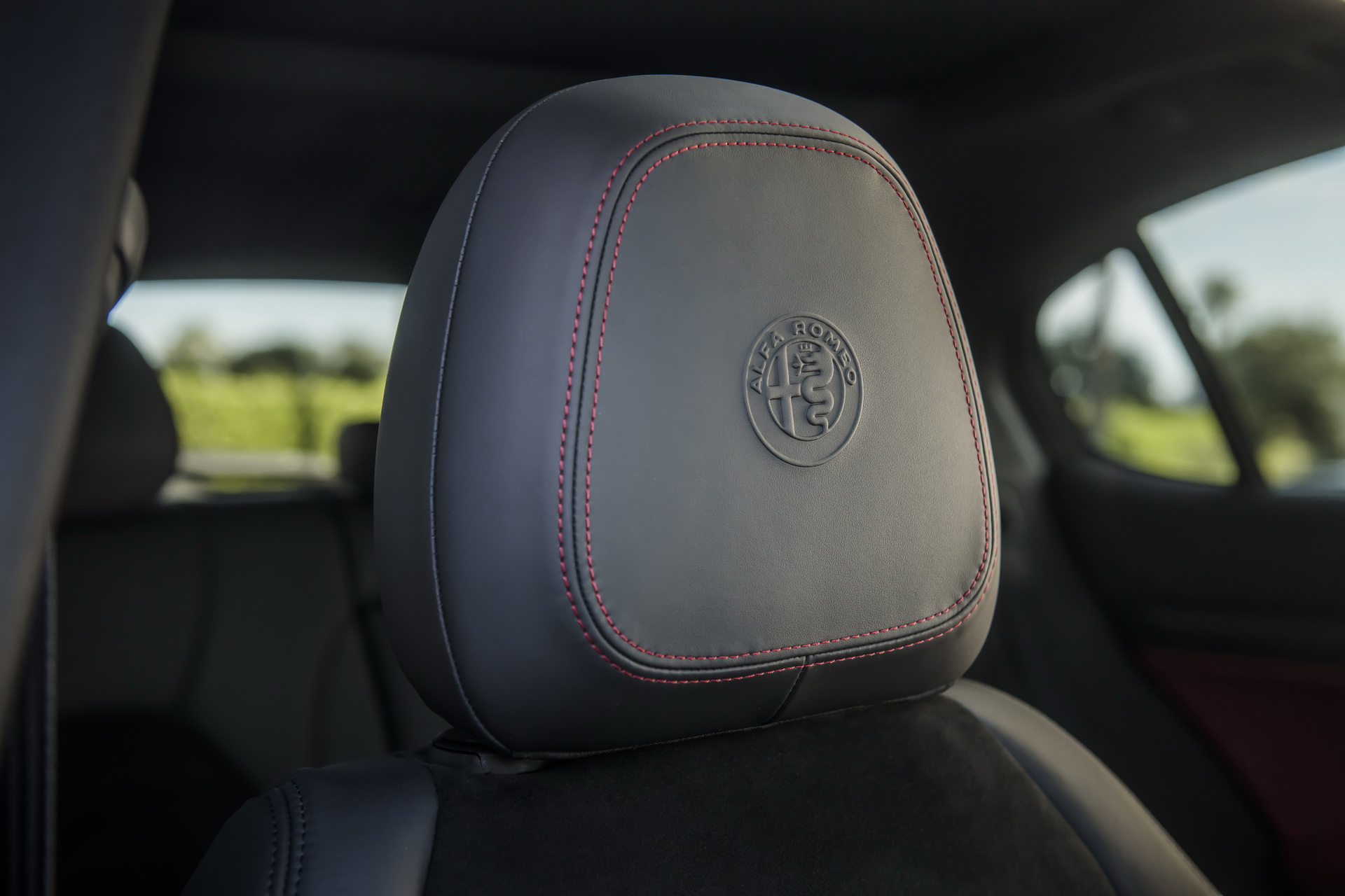 Alfa-Romeo-Giulia-Stelvio-NRing-NY-44 North America’s Getting 110 Alfa Romeo Giulia & Stelvio Quadrifoglio NRing Editions