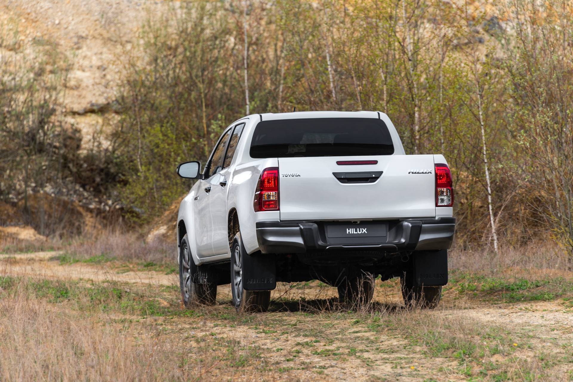 2019 Toyota Hilux Special Edition 76 Falling Down Under: Australian New Car Sales Declined By 7.8% In 2019