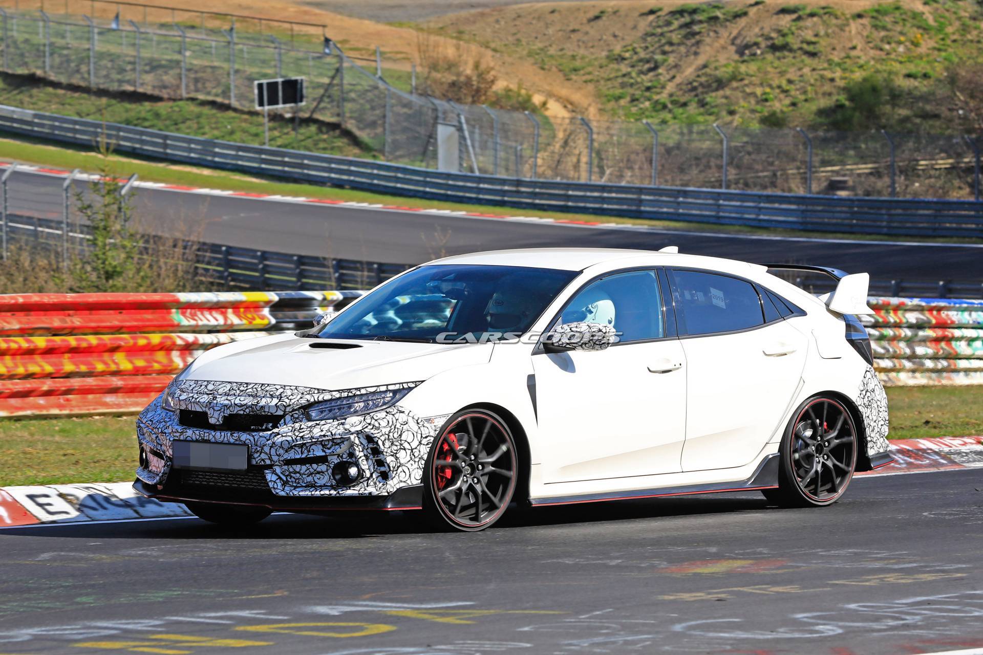 2019 Honda Civic Type R facelift spy shots 24 Honda Civic Type R Prototype Could Be Facelifted Model, Lightweight Special, Or Both