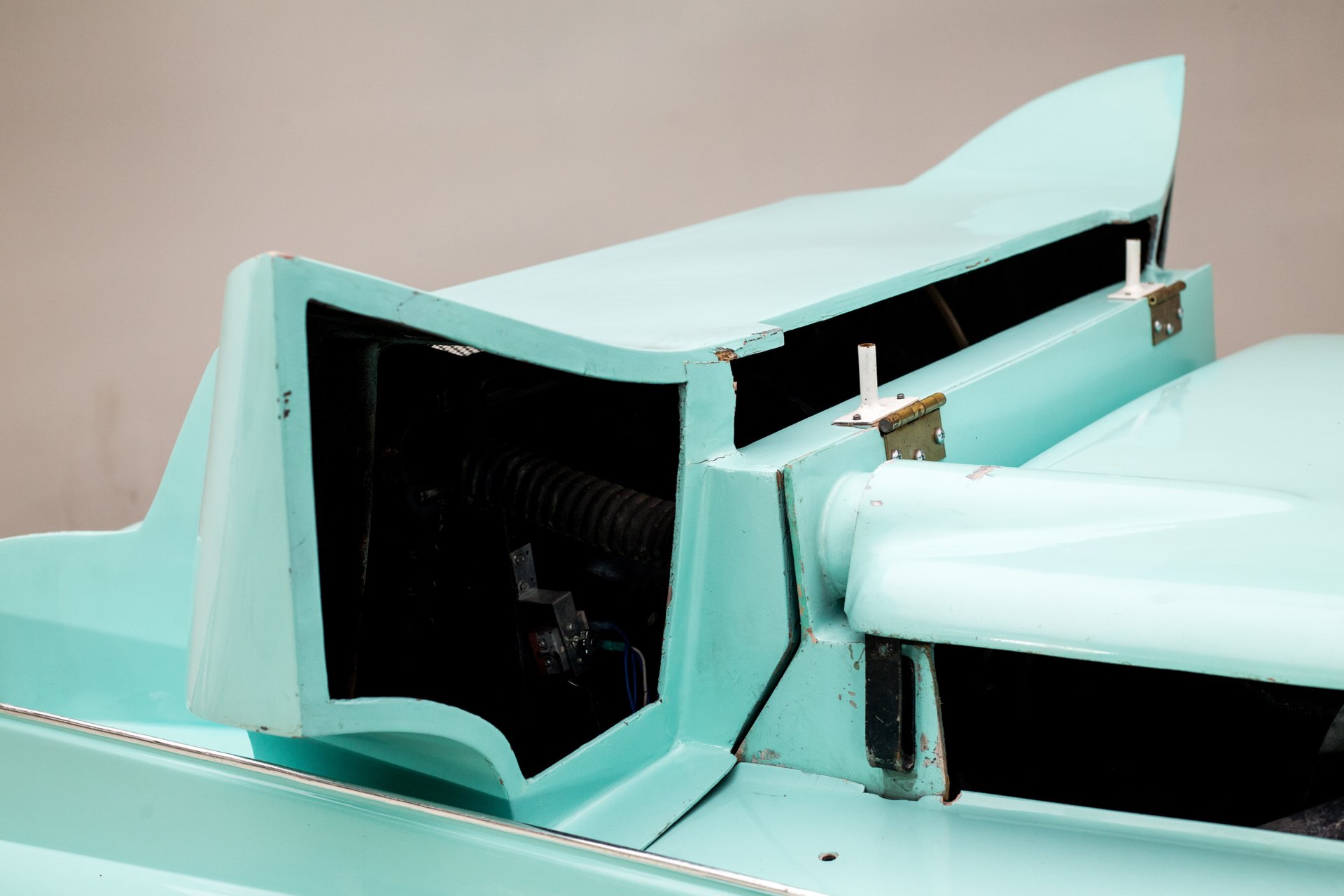 Amphicar-Model-770 22 This Eye-Catching Amphicar Will Leave You With Many Questions