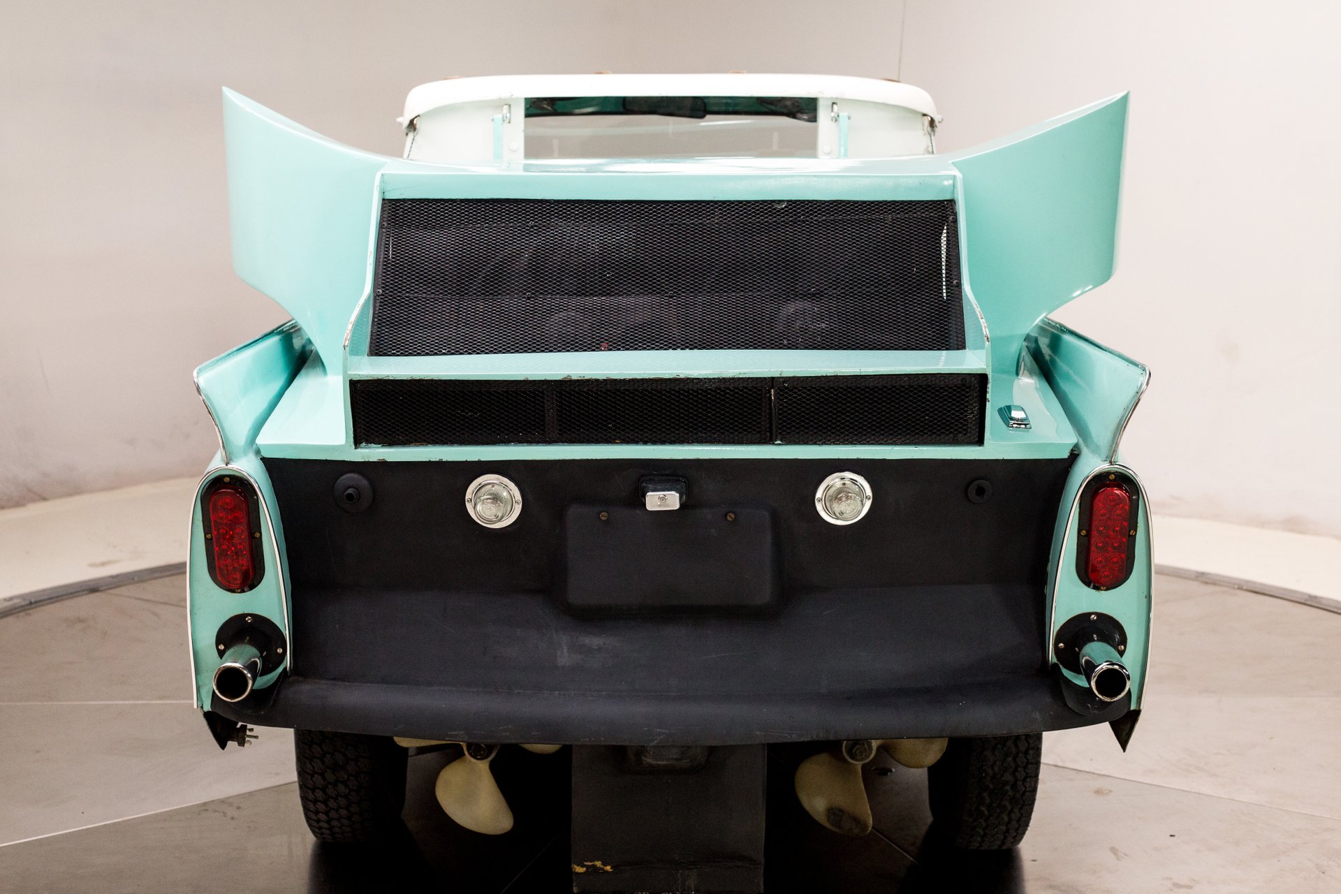 Amphicar-Model-770 24 This Eye-Catching Amphicar Will Leave You With Many Questions