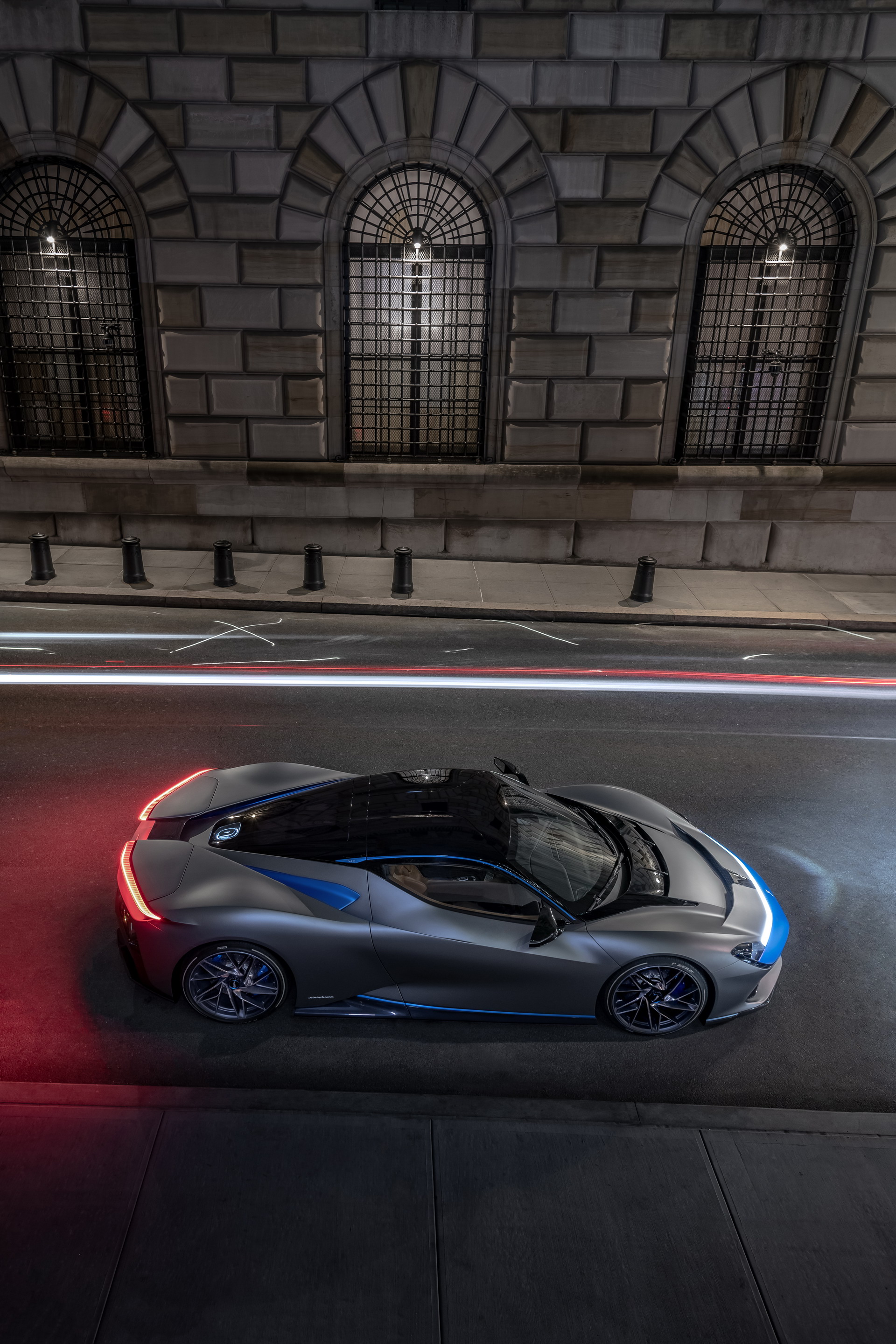 Pininfarina Battista NYC 5 Pininfarina Battista Electric Hypercar Hits NY Streets, American Deliveries Start Next Year