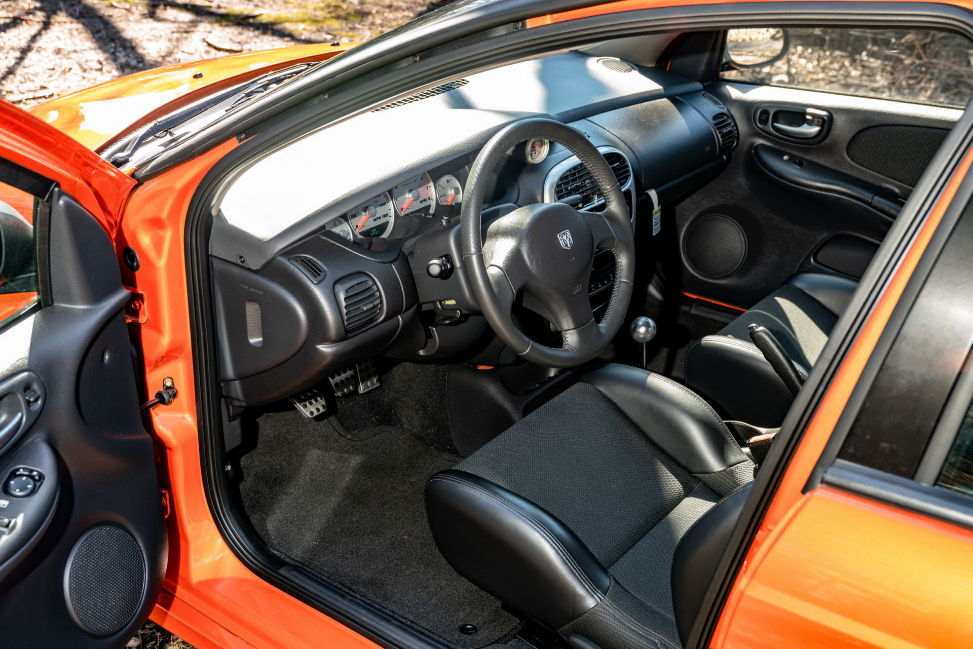 2005 dodge neon srt4 bat auction 29 2005 Dodge Neon SRT-4 Has Just 2,900 Miles, Rare Orange Blast Paint