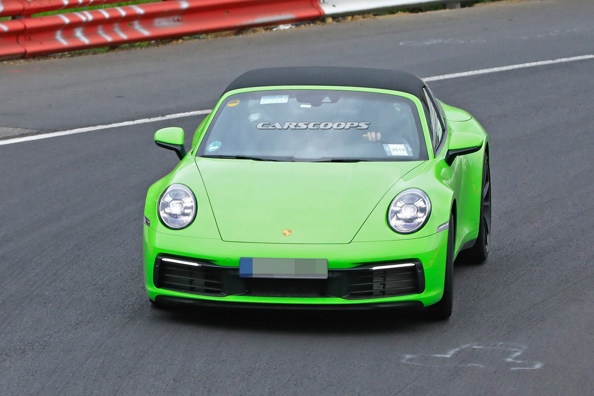 2020 porsche 911 targa spy shots 22 2020 Porsche 911 Targa With Removable Top Photographed Undisguised In Red Too