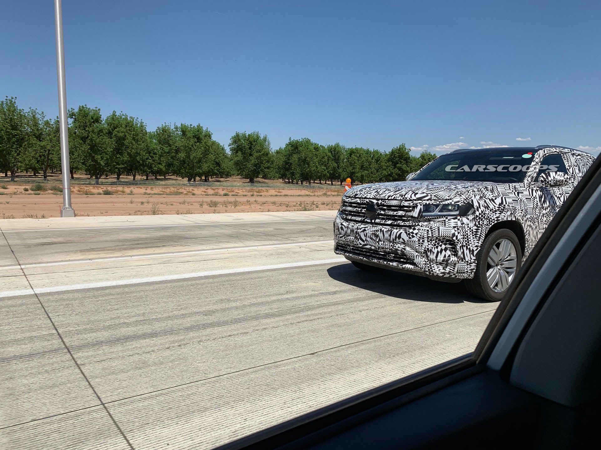 2020-VW-Atlas-Cross-Sport-4 2020 VW Atlas Cross Sport Spotted In Arizona