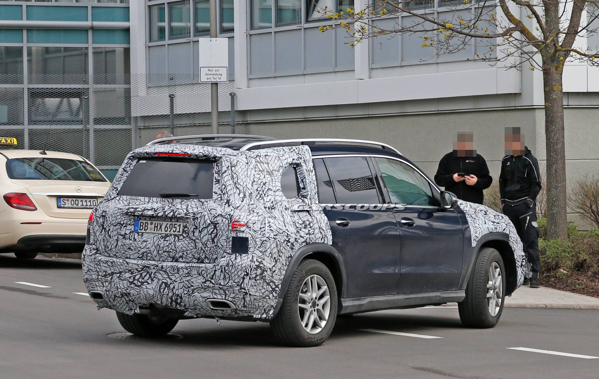 2020 Mercedes-Benz GLS spy shots 8 2020 Mercedes-Benz GLS Confirmed For New York Auto Show Debut Next Week