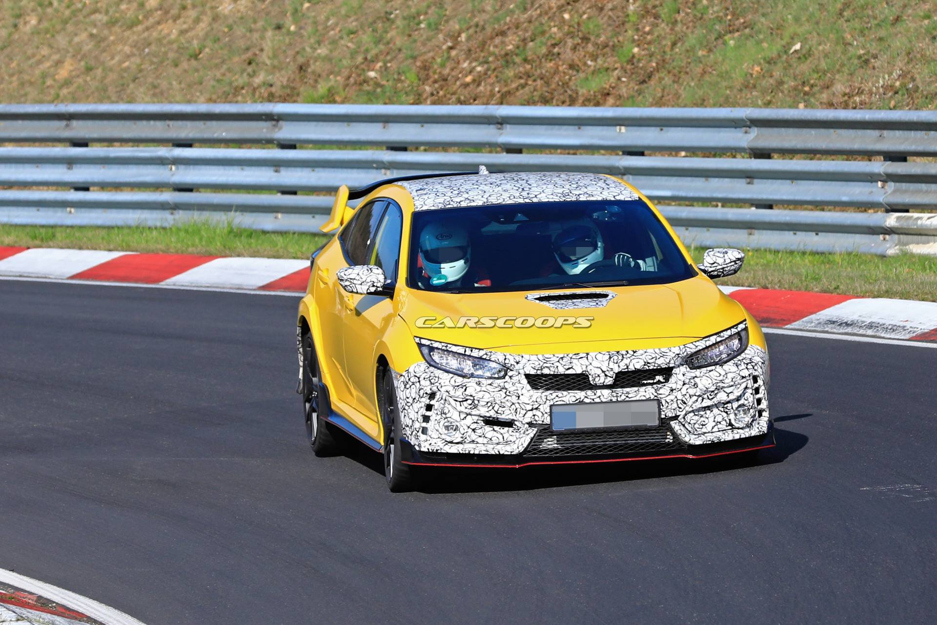 2019 Honda Civic Type R facelift spy shots 14 Honda Civic Type R Prototype Could Be Facelifted Model, Lightweight Special, Or Both