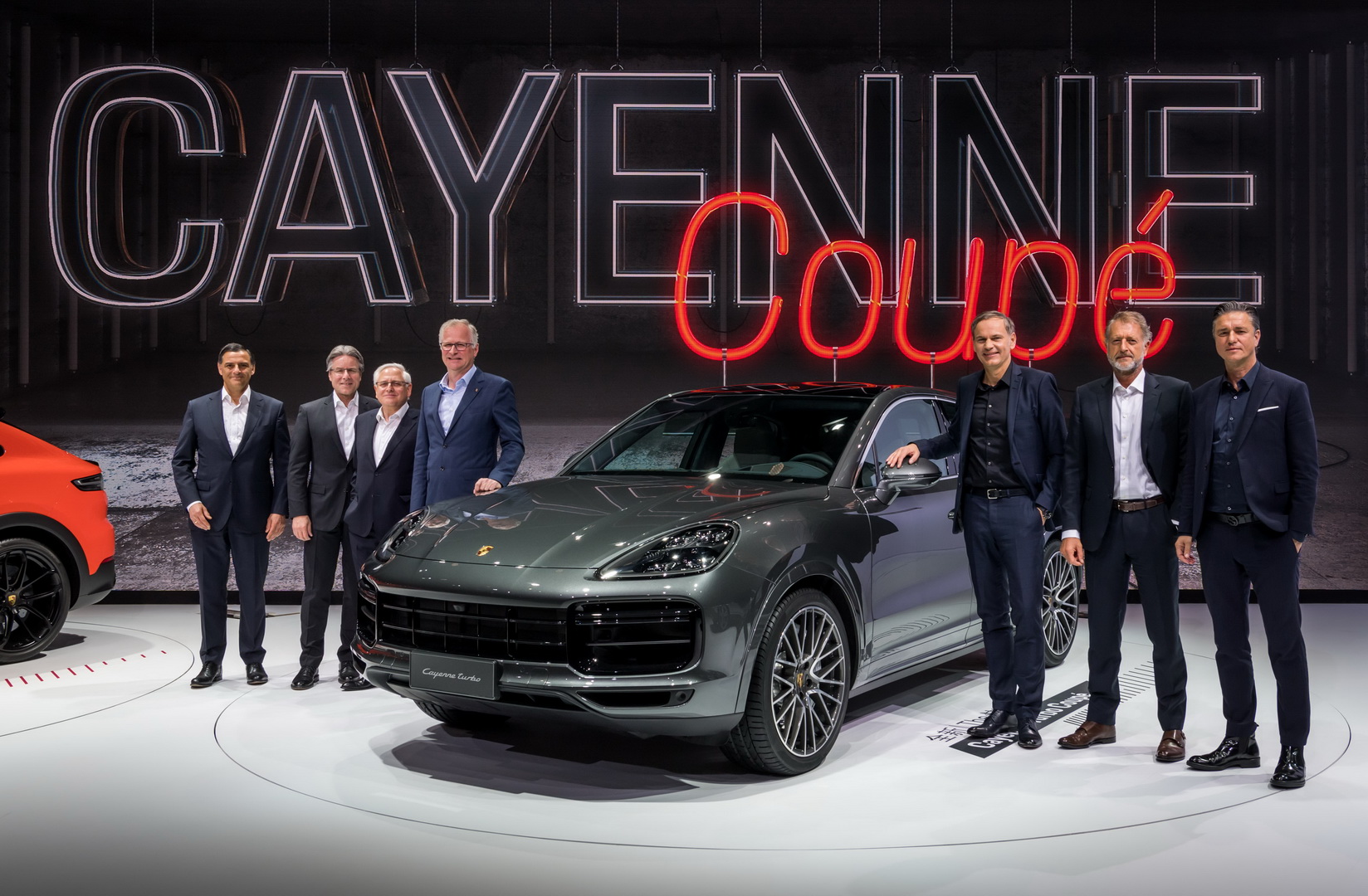 2019 porsche cayenne coupe china 3 New Porsche Cayenne Coupe Makes Its Public Debut