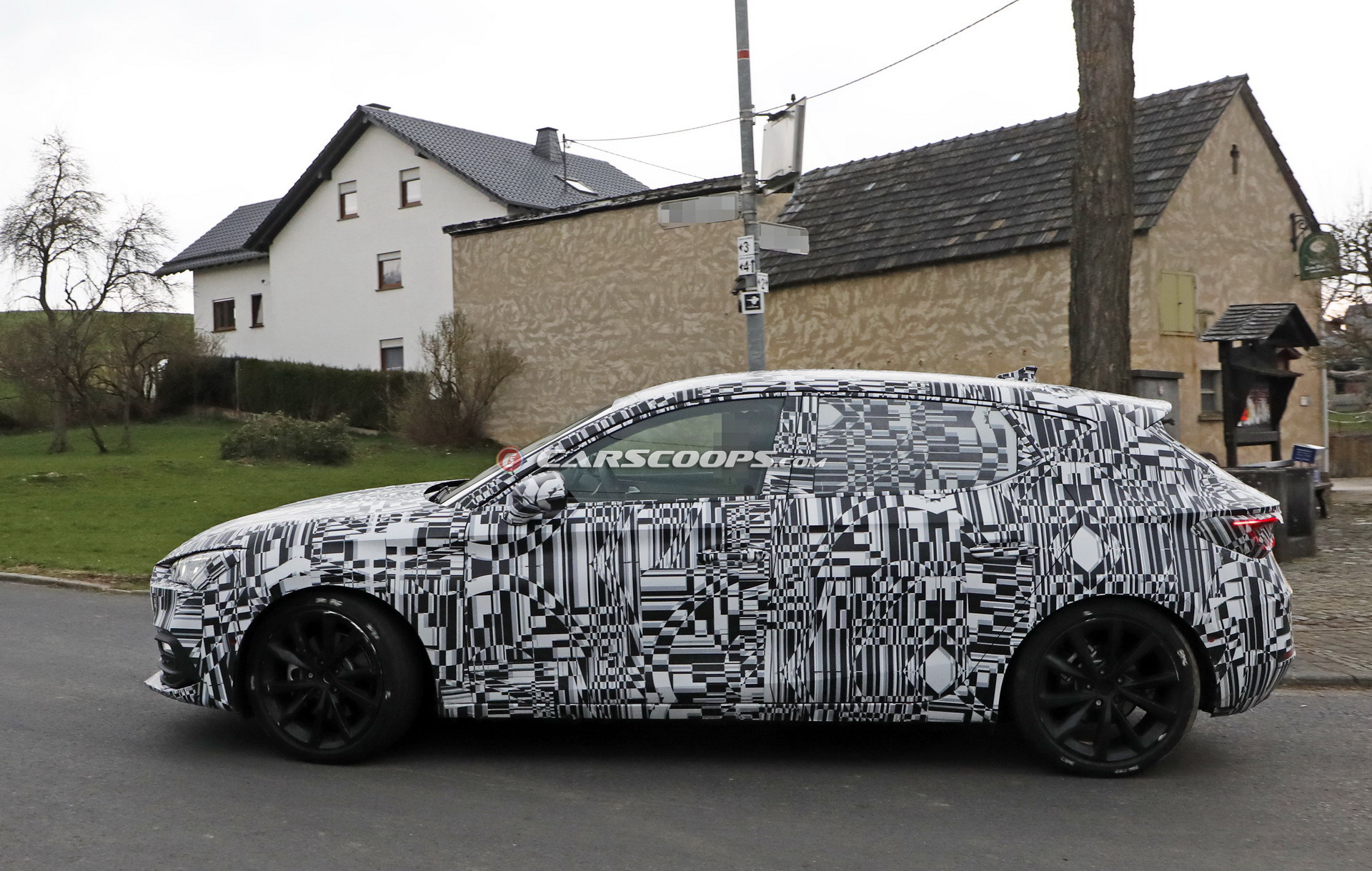 2020 SEAT LEON 017 2020 Seat Leon Gives Us A Look At Its Angrier Face