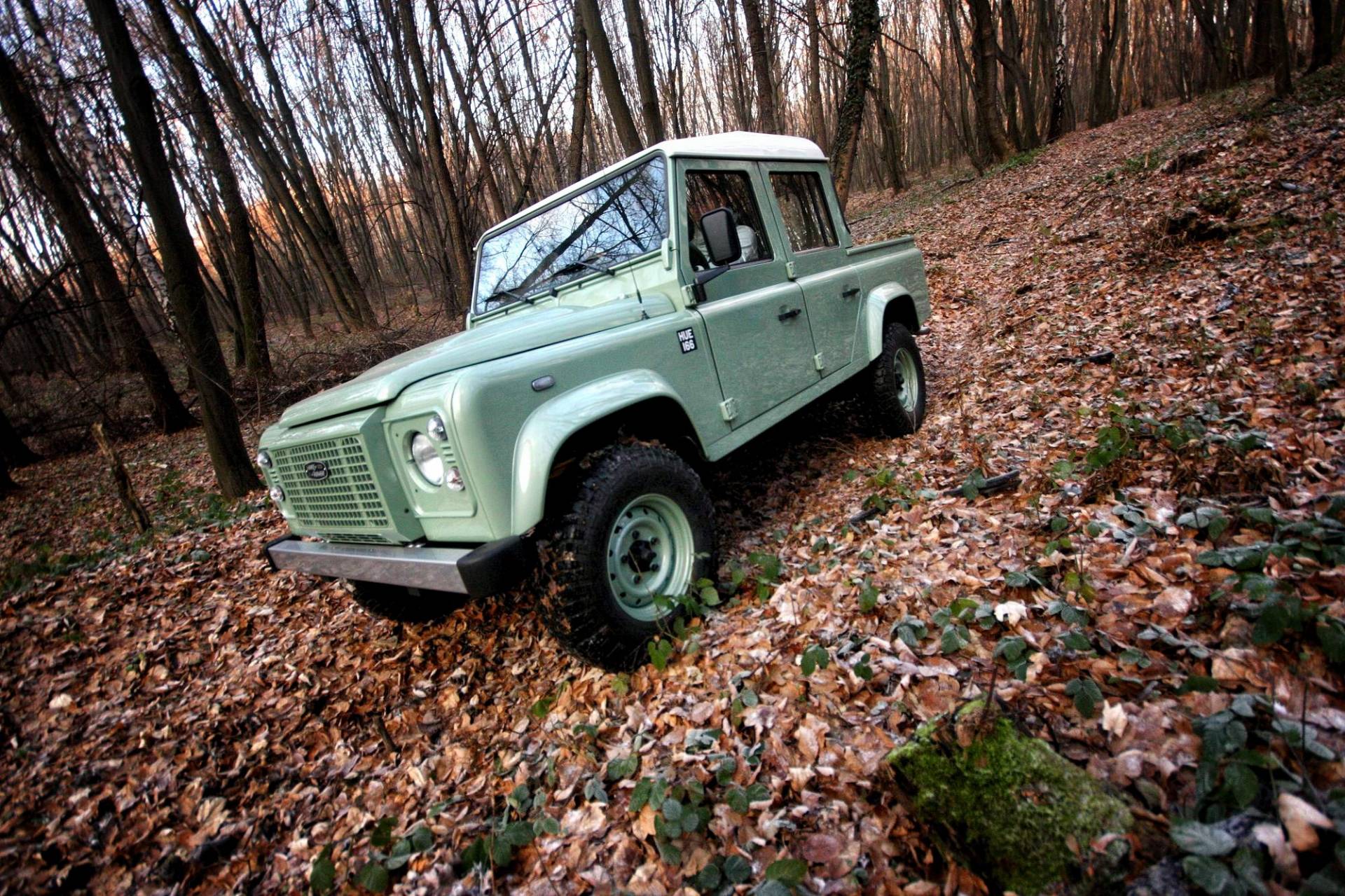 Land Rover Defender Crew Cab Pickup by Land Serwis 4 For €60k, A Polish Company Will Build You A Classic Defender From Scratch