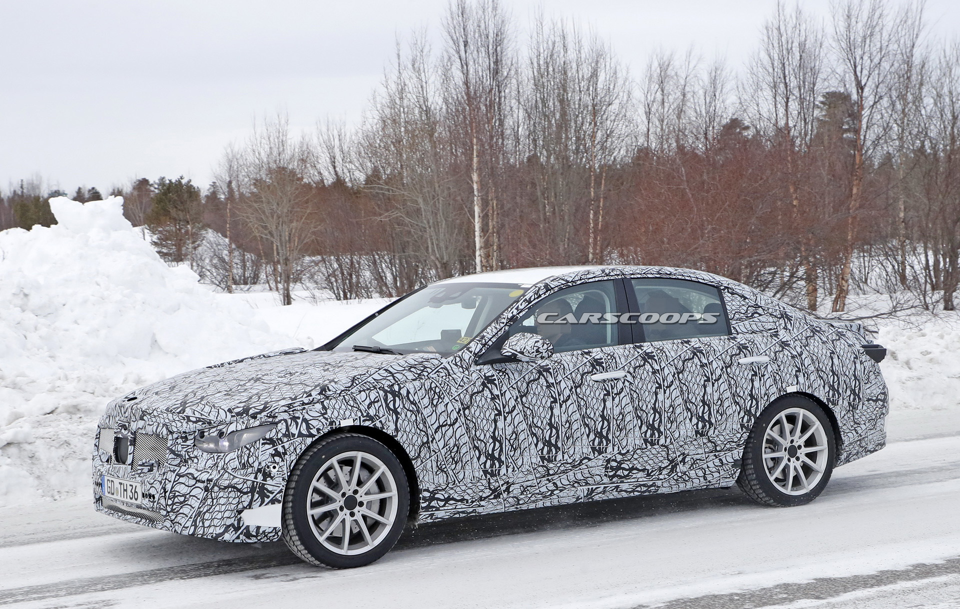 2020 mercedes c-class phev spy shots 4 All-New Mercedes C-Class Caught Testing In PHEV Guise