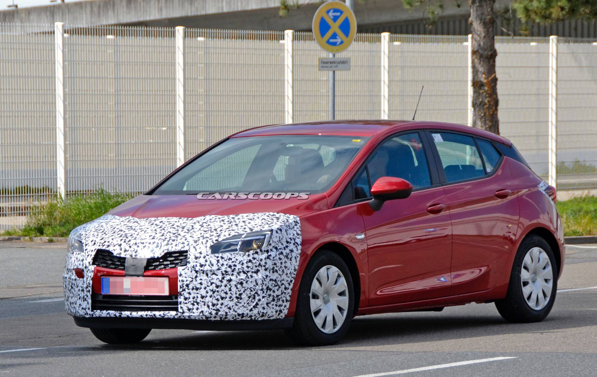 2020 Opel:Vauxhall Astra facelift spy shots 3 2019 Opel Astra Facelift Drops Some Camo, Updates Are Still Hard To Spot