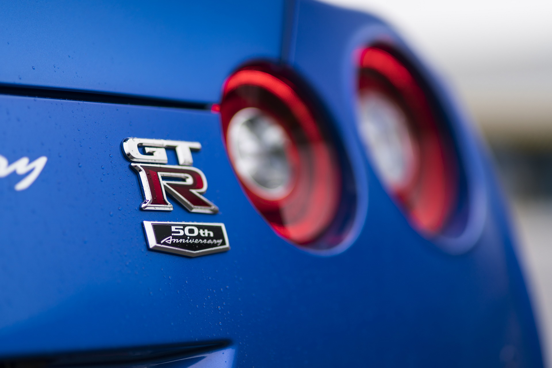 2020 Nissan GT-R 50th Ann 2 2020 Nissan GT-R Brings Back R34’s Iconic Bayside Blue For 50th Anniversary Edition