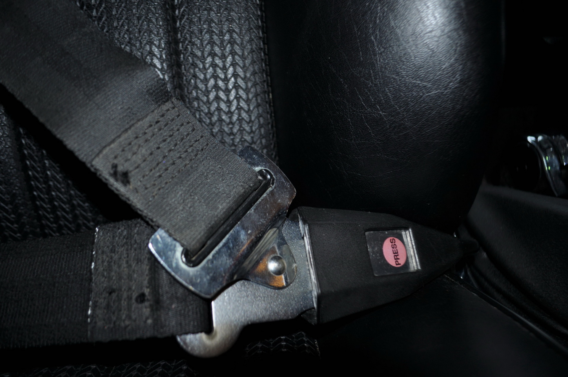 bmw 30cs turkis bat 31 Award-Winning 1973 BMW 3.0CS Is Pure Eye Candy, But Watch Out For Your Wallet