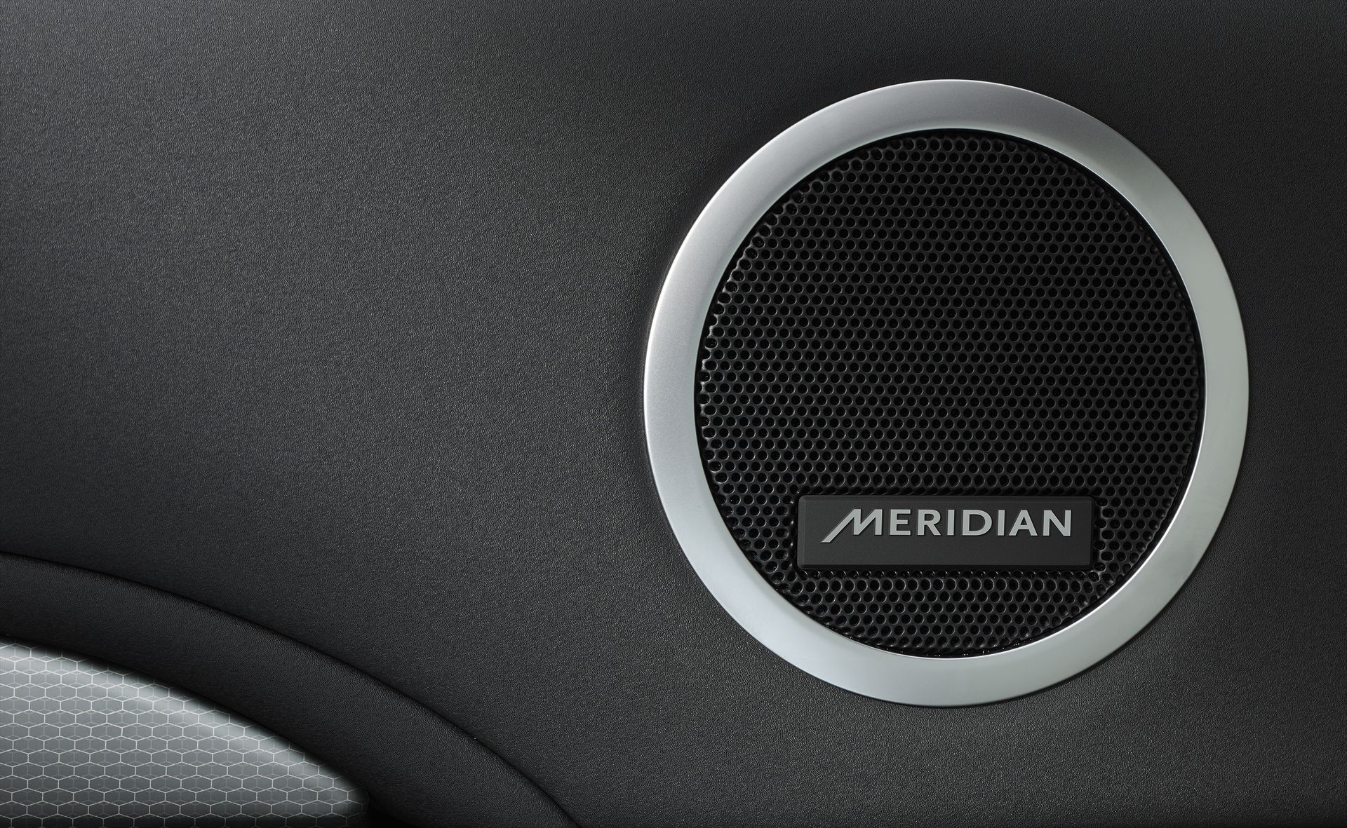 2019 Land Rover Discovery Landmark Edition 12 Land Rover Discovery Landmark Edition Marks 30 Years Of Adventure