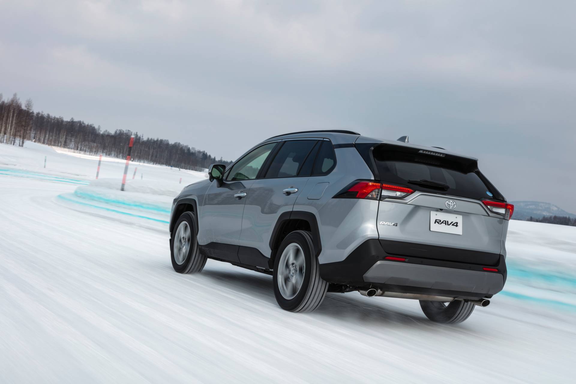 2019 Toyota RAV4 Japanese-spec 61 Japan’s 2019 Toyota RAV4 Debuts With 2.0L Gasoline Four, 2.5L Hybrid