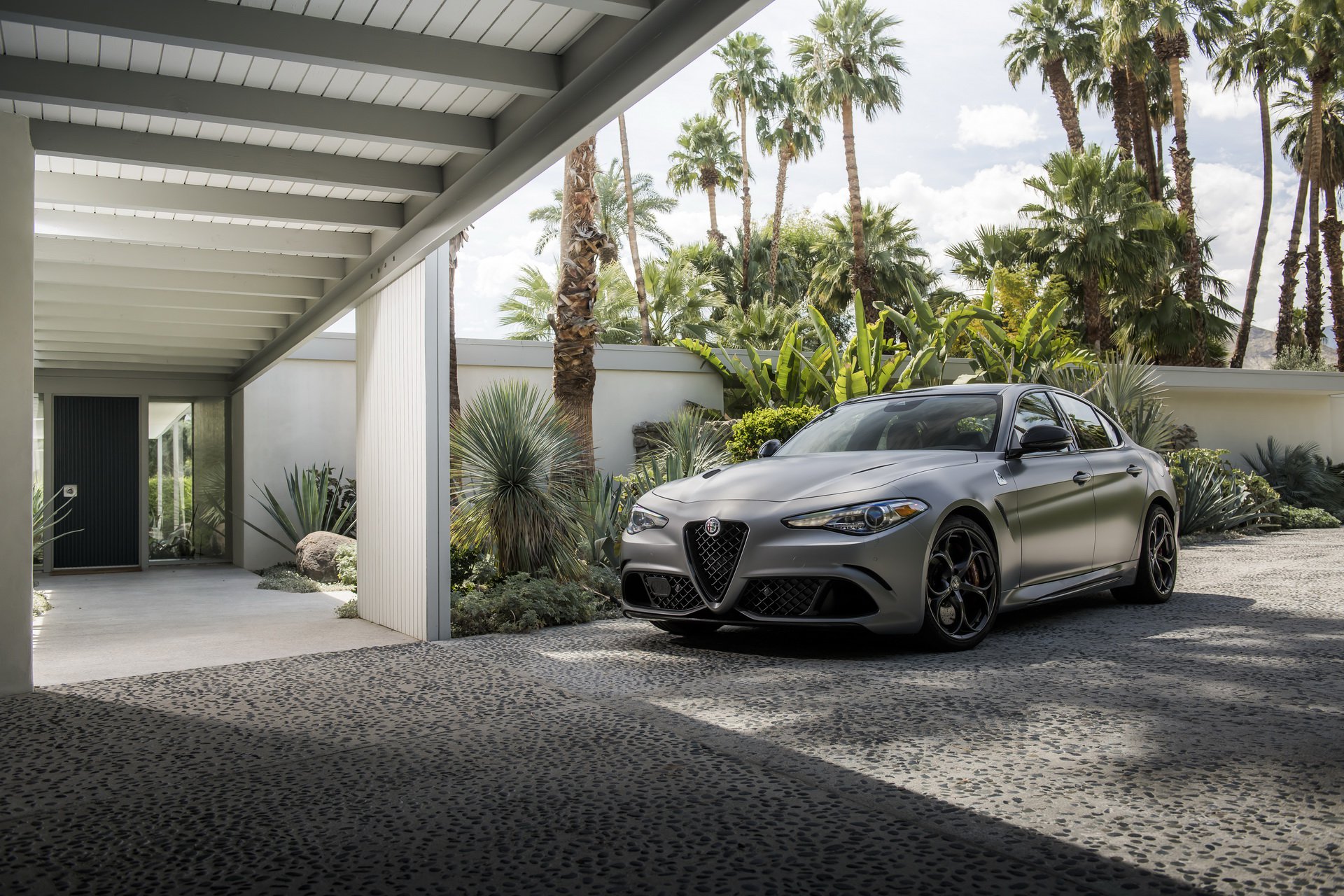 alfa giulia stelvio qv nring livepics ny 35 Giulia And Stelvio QV NRing Edition Are How You Spend Nearly $100k On An Alfa
