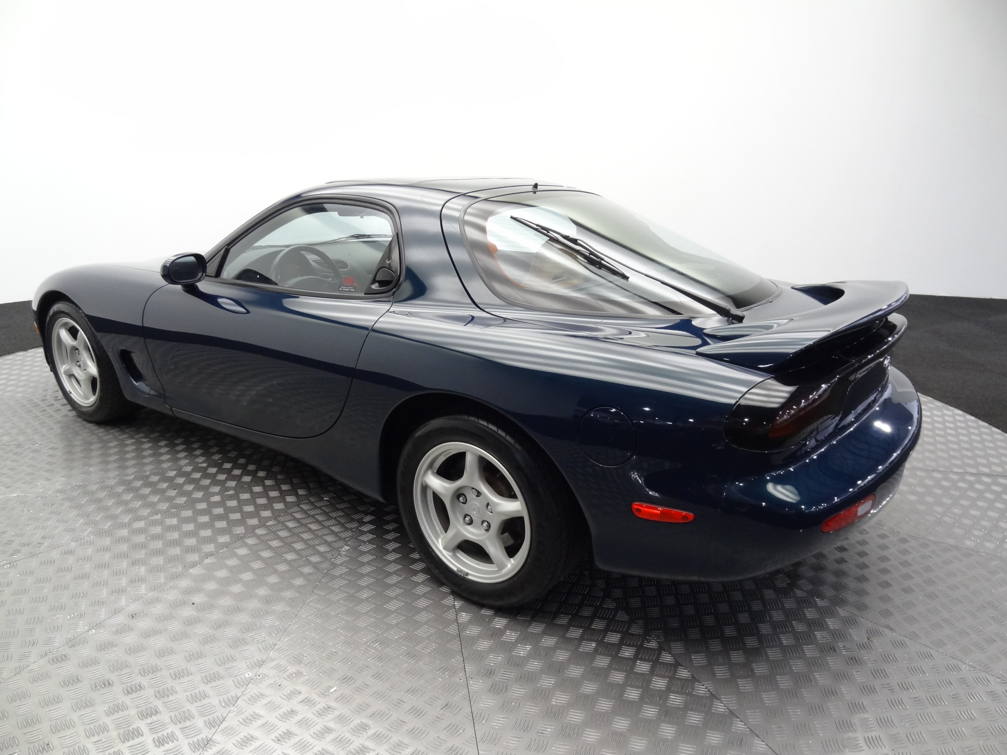 Mazda RX-7 5 This Low-Mileage 1994 Mazda RX-7 Is On Track To Sell For Over $100k