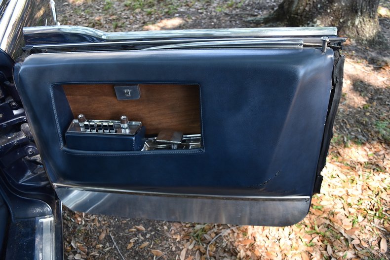 1963 Lincoln Continental Convertible-22 Roll Like A Kennedy In This 1963 Lincoln Continental Presidential Limo Recreation