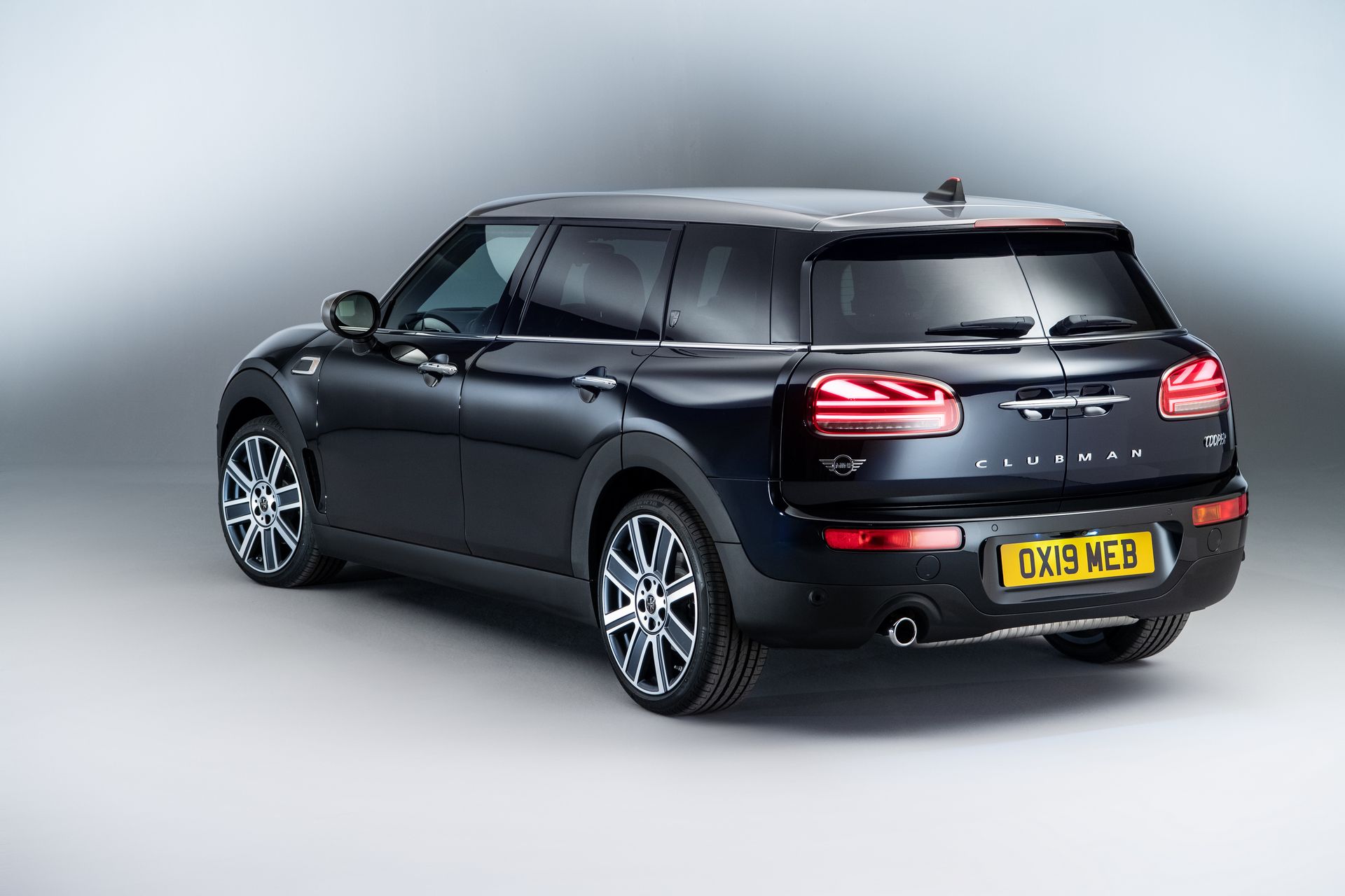 2020 Mini Clubman 17 Mini Updates The 2020 Clubman With A Series Of Small Changes