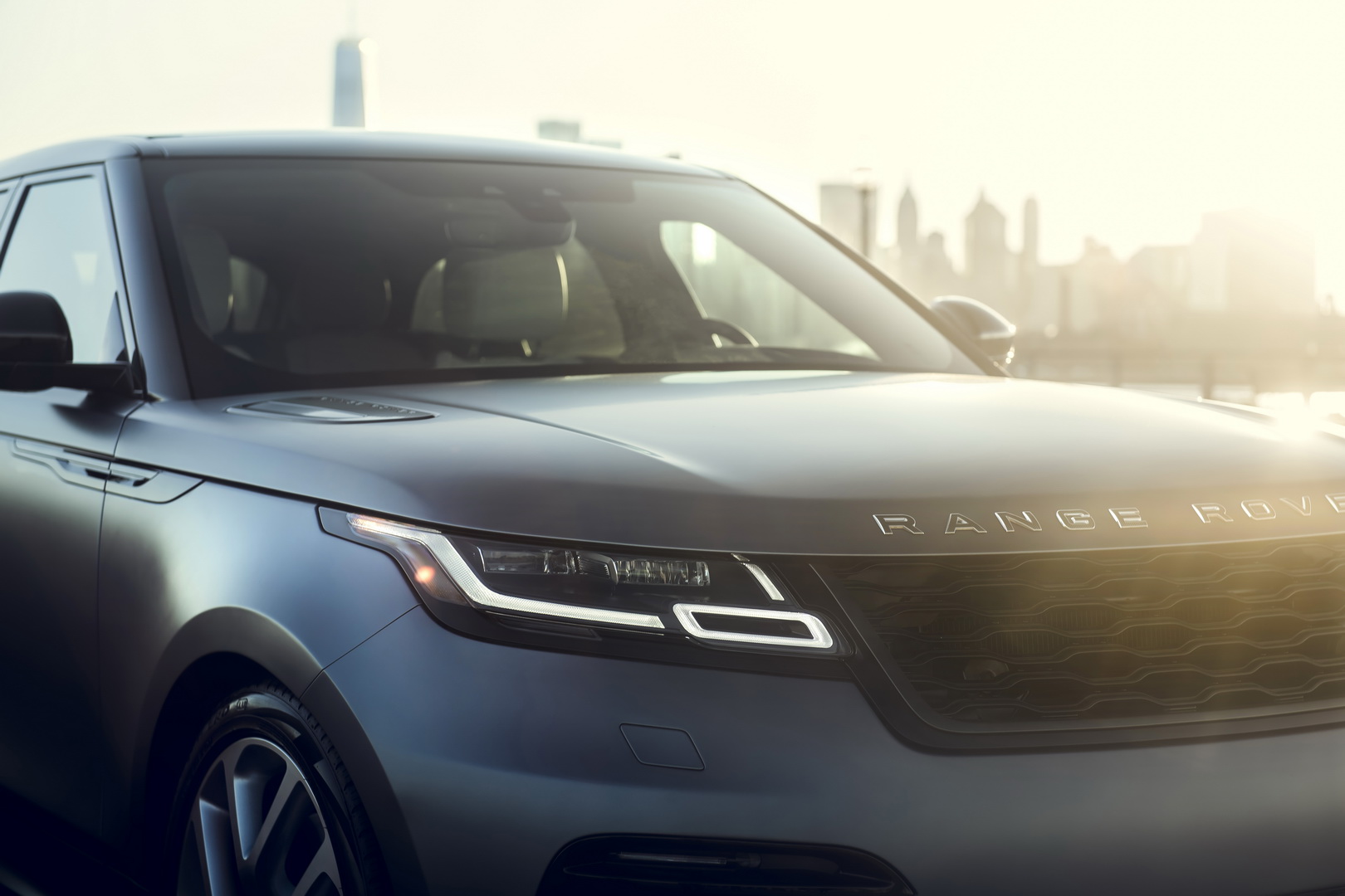 2020 range rover velar svautobiography dynamic edition 5 2020 Jaguar XE Facelift, Range Rover Velar SVAutobiography Dynamic Edition Get U.S. Visas
