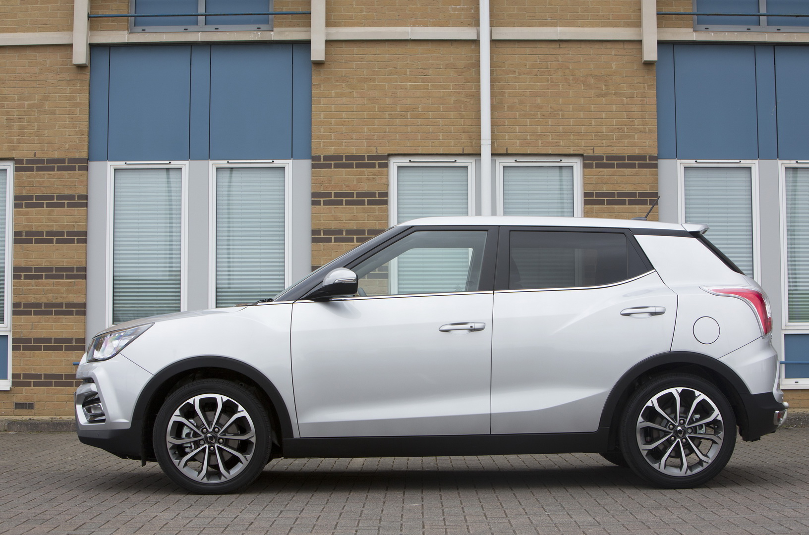 2019 ssangyong tivoli 9 SsangYong Tivoli Range Updated, Cleaner Petrol And Diesel Engines Added