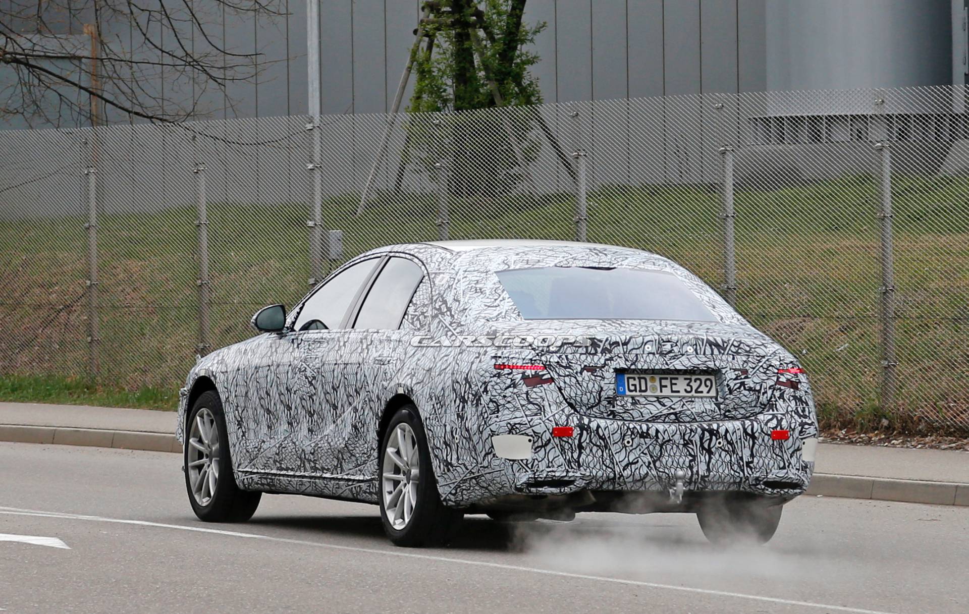 2020 Mercedes-Benz S-Class spy shots 23 2020 Mercedes S-Class Spied Again, Offers First Look At New Grille