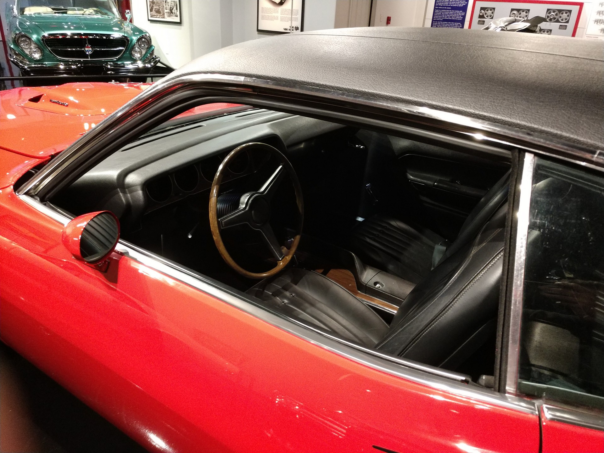 Gateway Auto Museum-40 Road Trip: Gateway Auto Museum Is A Tribute To American Luxury And Performance