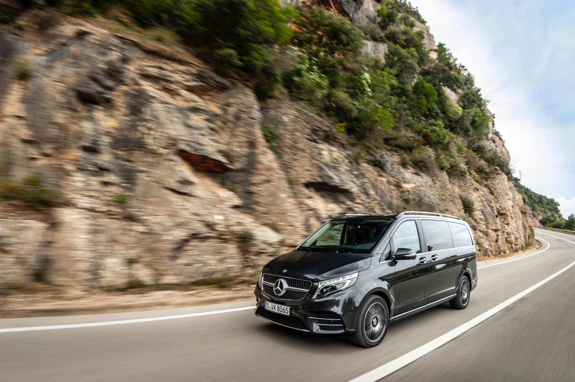 2019 Mercedes-Benz V-Class facelift 48 2019 V-Class: The Mercedes Of Minivans Reveals Updates In Mega Gallery