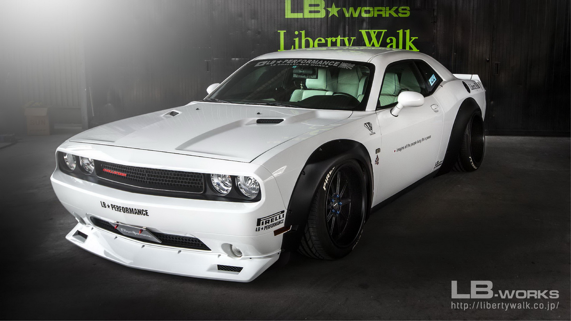 dodge challenger tuning liberty walk 4 Dodge Challenger Gets Acquainted With The Liberty Walk Ethos
