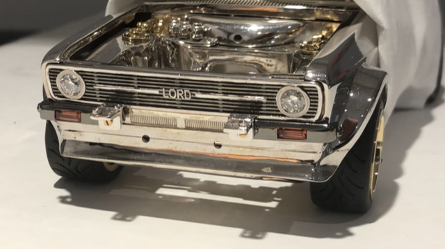 ford escort mk2 scale model gold silver diamonds 41 Dream All You Want, You Just Can’t Afford This Ford Escort RS Scale Model