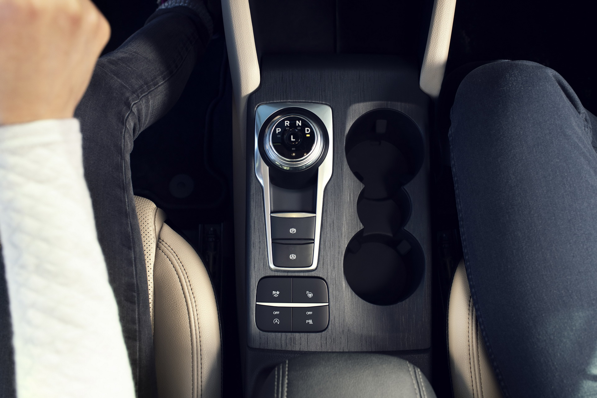 2020 Ford Escape 7 2020 Ford Escape: First Look At Smarter, Roomier And More Hatch-Like SUV