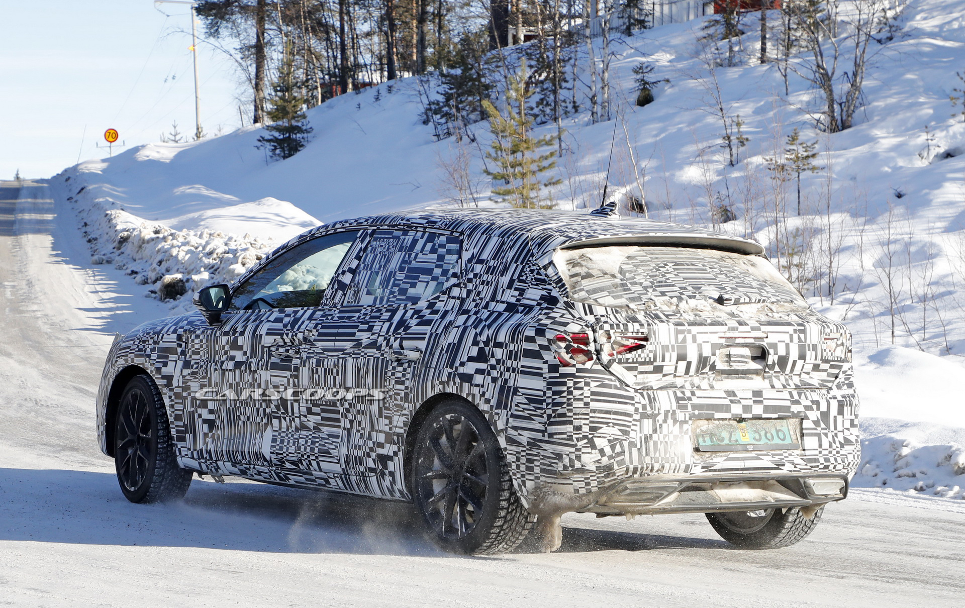 2020-Seat-Leon-Scoop-16 2020 Seat Leon: Everything We Know So Far On VW Golf’s Sportier Cousin