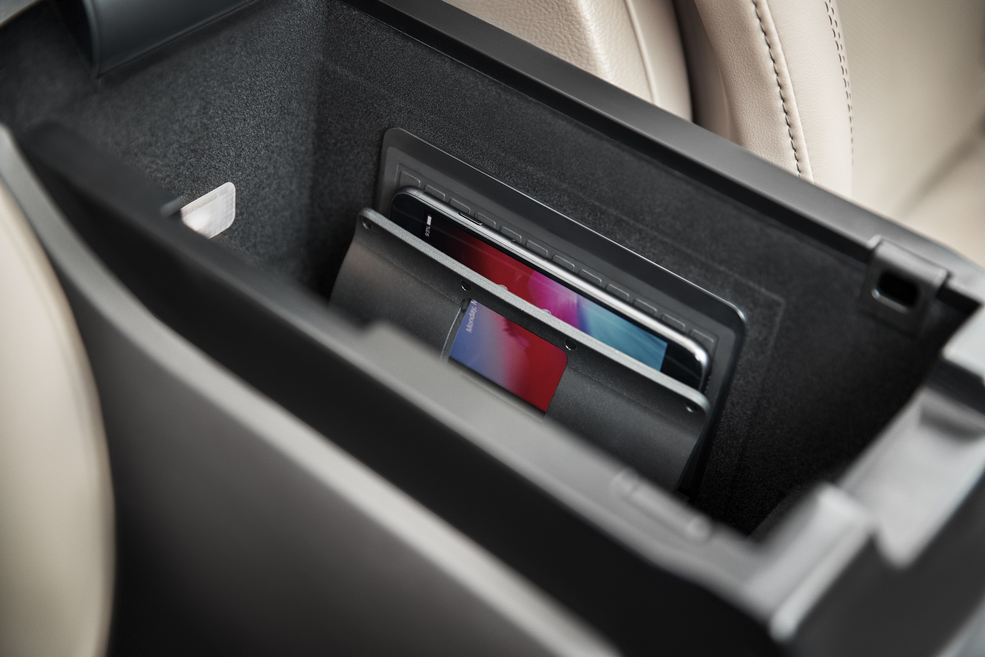 2020 Lincoln Corsair 40 2020 Lincoln Corsair Takes Off With A Cool Name, Elegant Styling And Up To 280HP