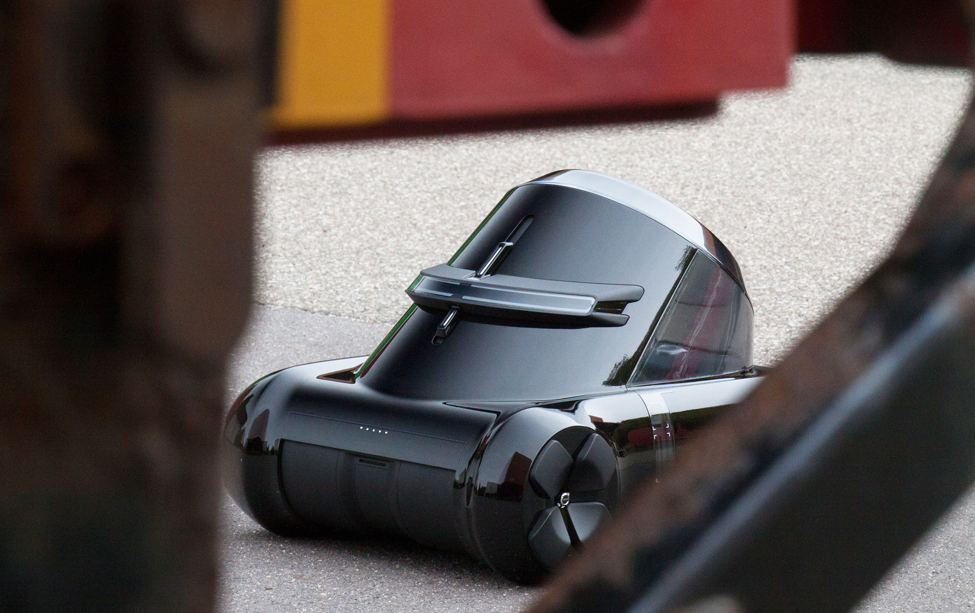 Volvo-PV-25 Could This Weird Volvo-Branded Pod Hint At Future Mobility Solutions?