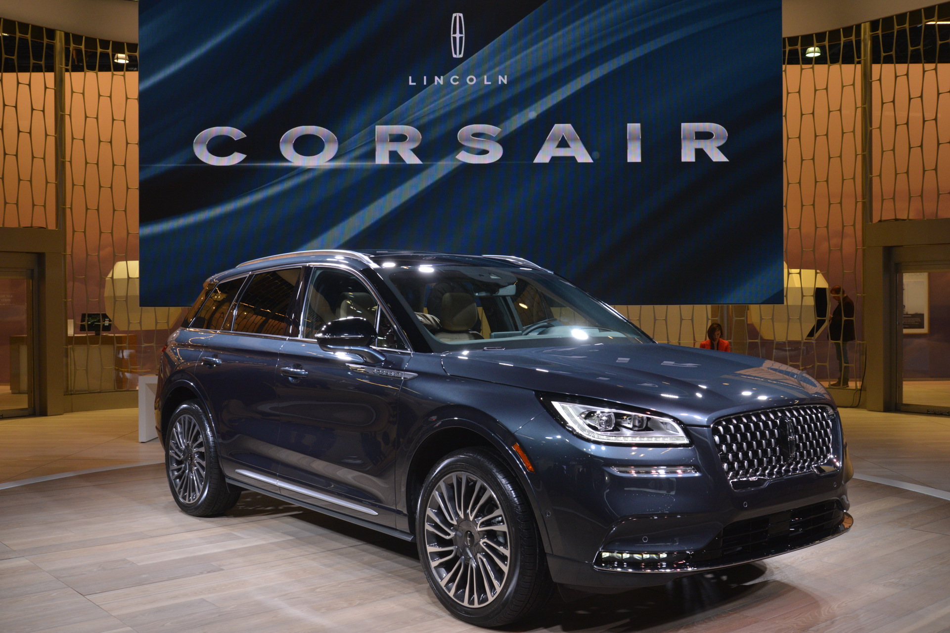 2020 Lincoln COrsair 4 2020 Lincoln Corsair Takes Off With A Cool Name, Elegant Styling And Up To 280HP