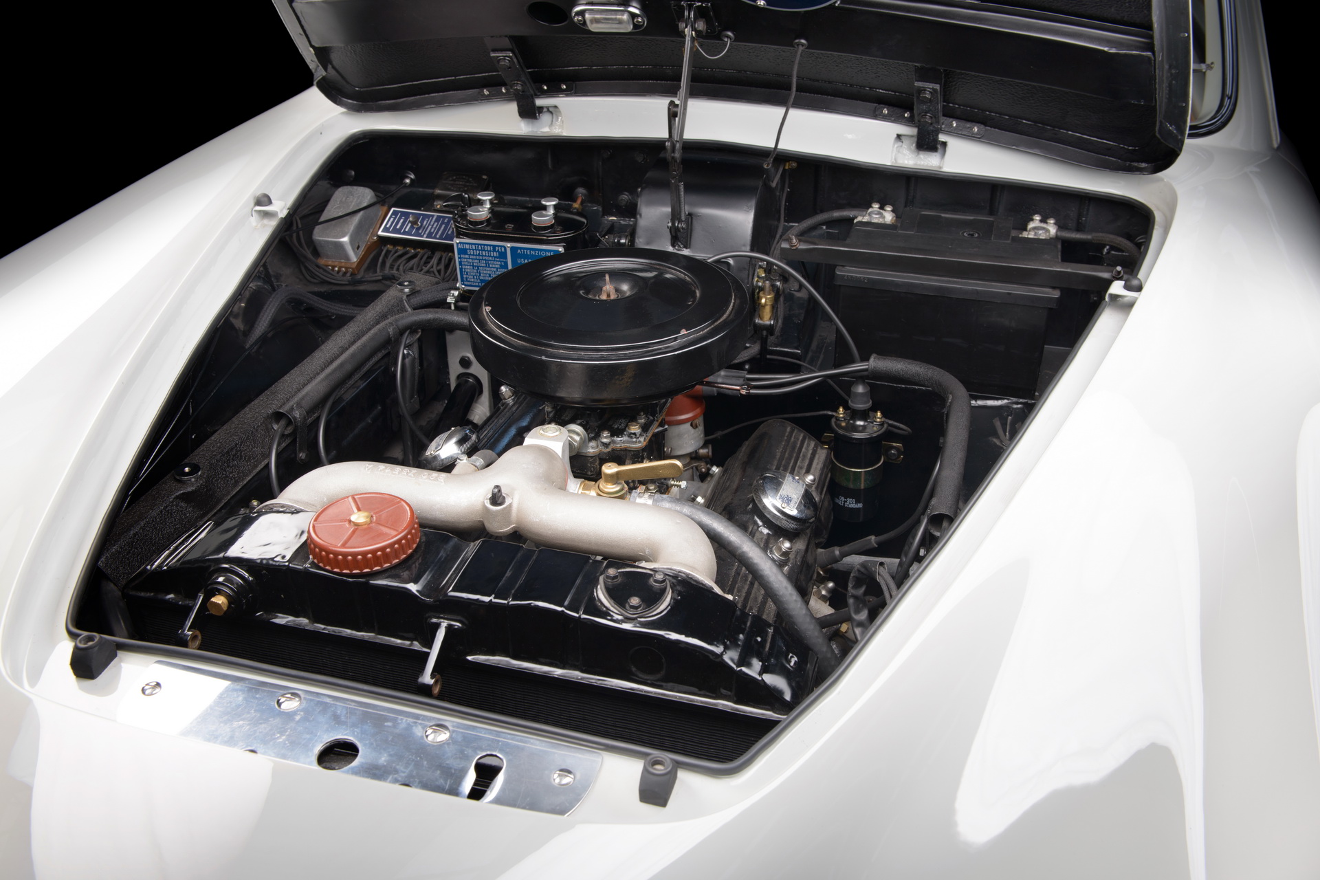 Lancia-Aurelia-B20-GT-09 Derelict Lancia Brought Back From The Dead Thanks To Thornley Kelham