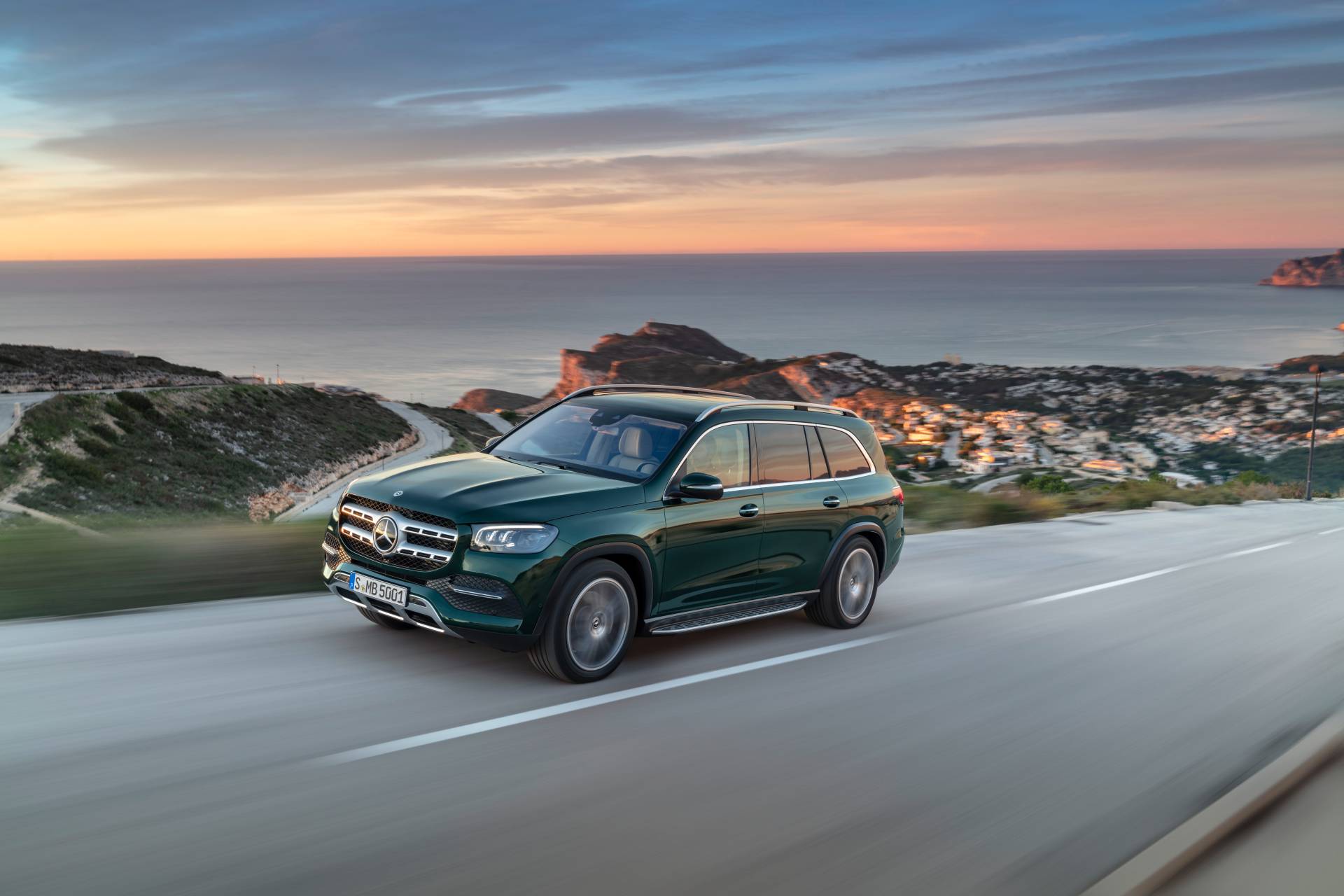 2020 Mercedes-Benz GLS 40 2020 Mercedes-Benz GLS Officially Out As “The S-Class Of SUVs”