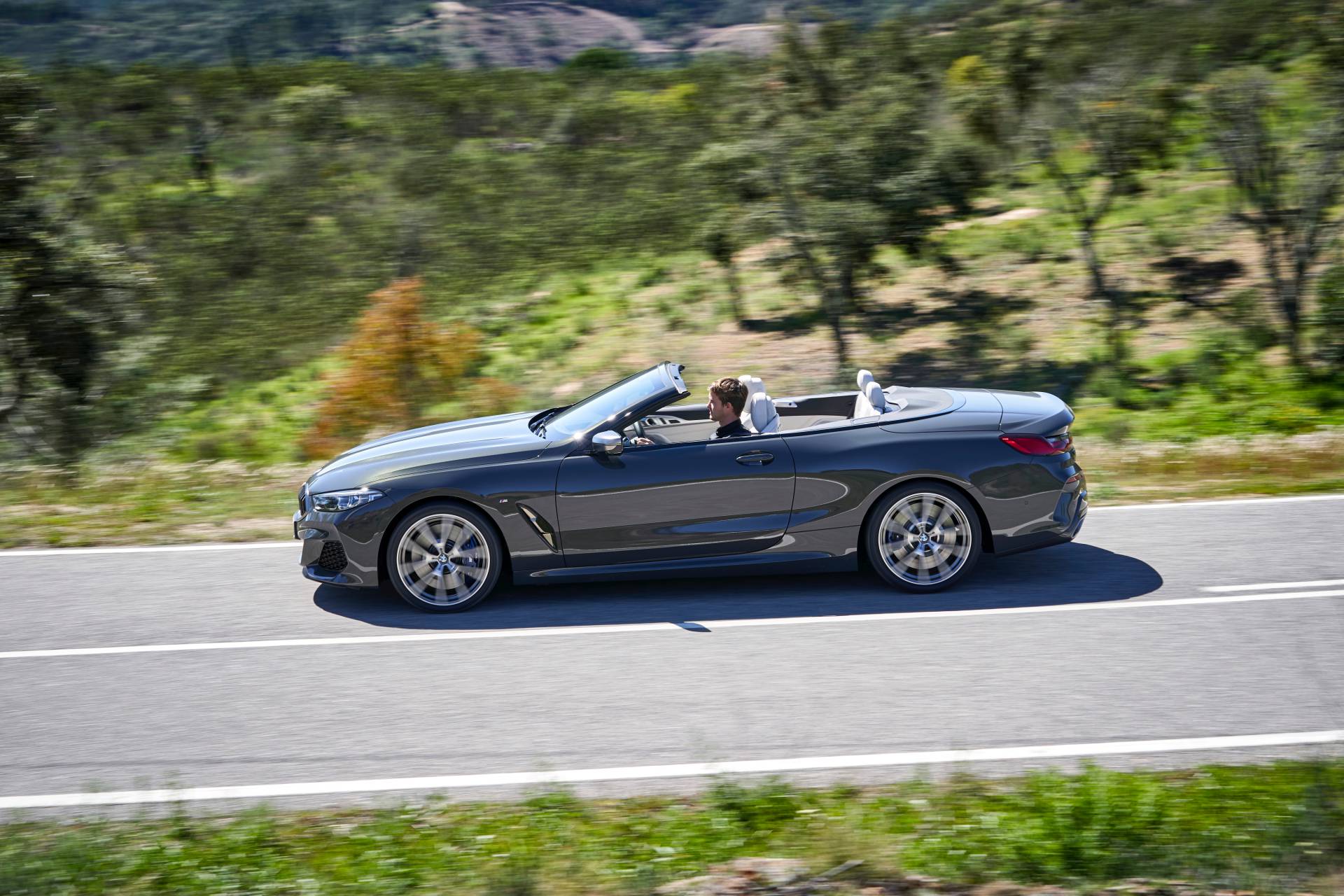 2019 BMW 8 Series Convertible 47 Get To Know The 2019 BMW 8 Series Convertible In 98 New Photos