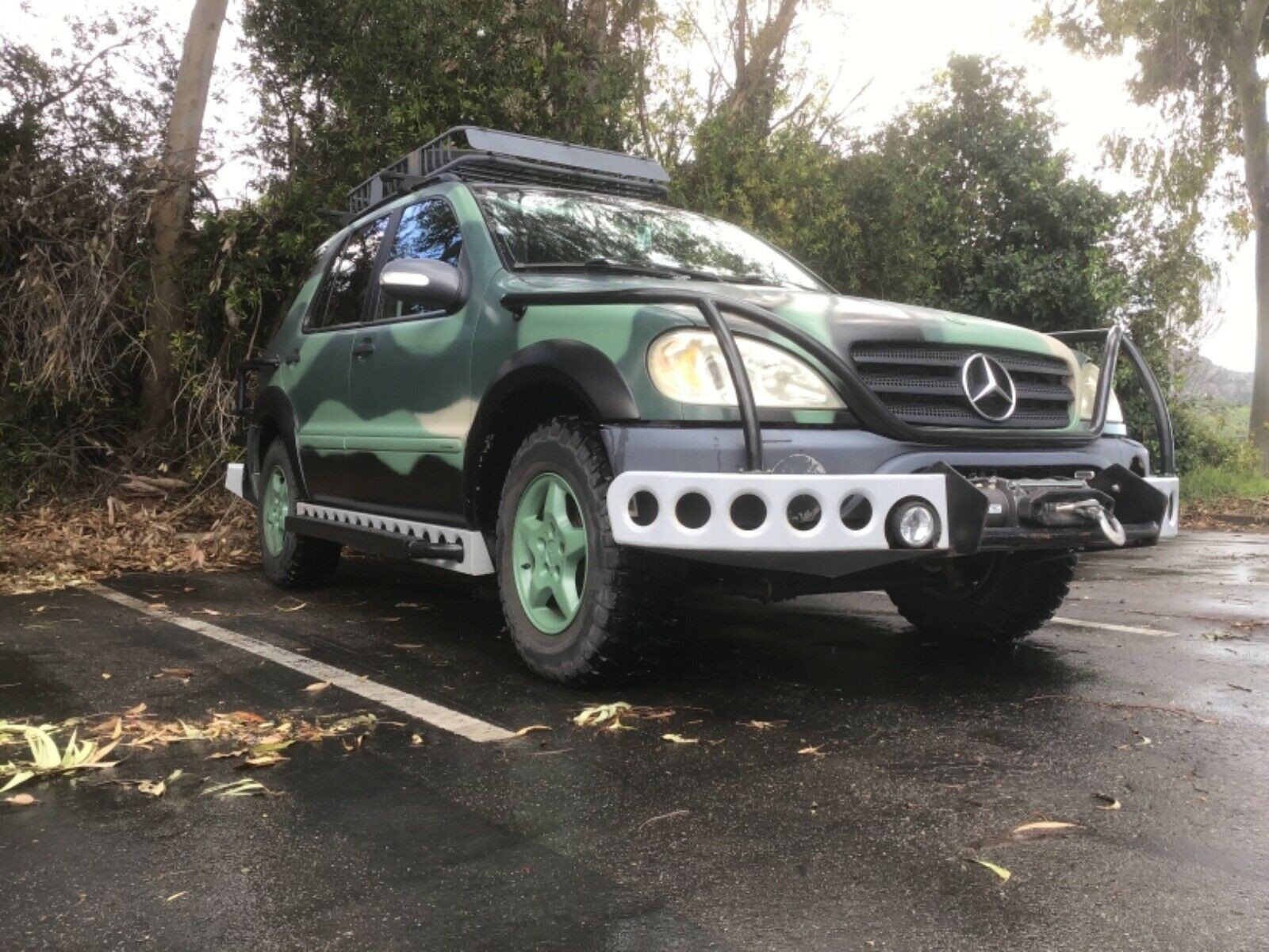 Mercedes ML Jurassic Park-17 Mercedes ML Jurassic Park Movie Prop Is Here To Save Us From Extinction