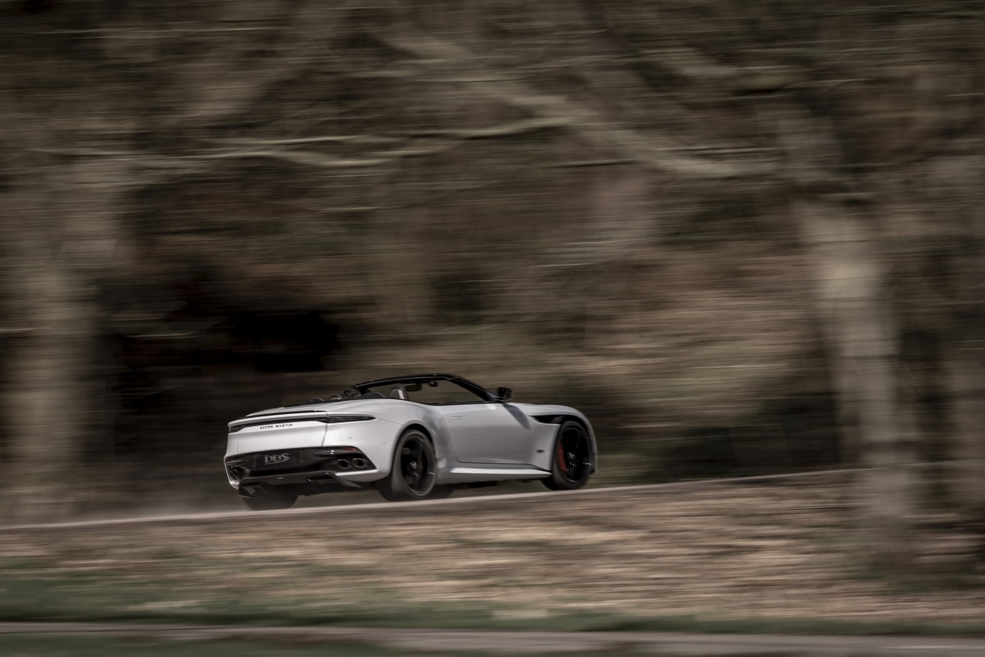 Aston Martin DBS Superleggera Volante-1 Aston Martin DBS Superleggera Volante Is The Brand’s Fastest Convertible Ever