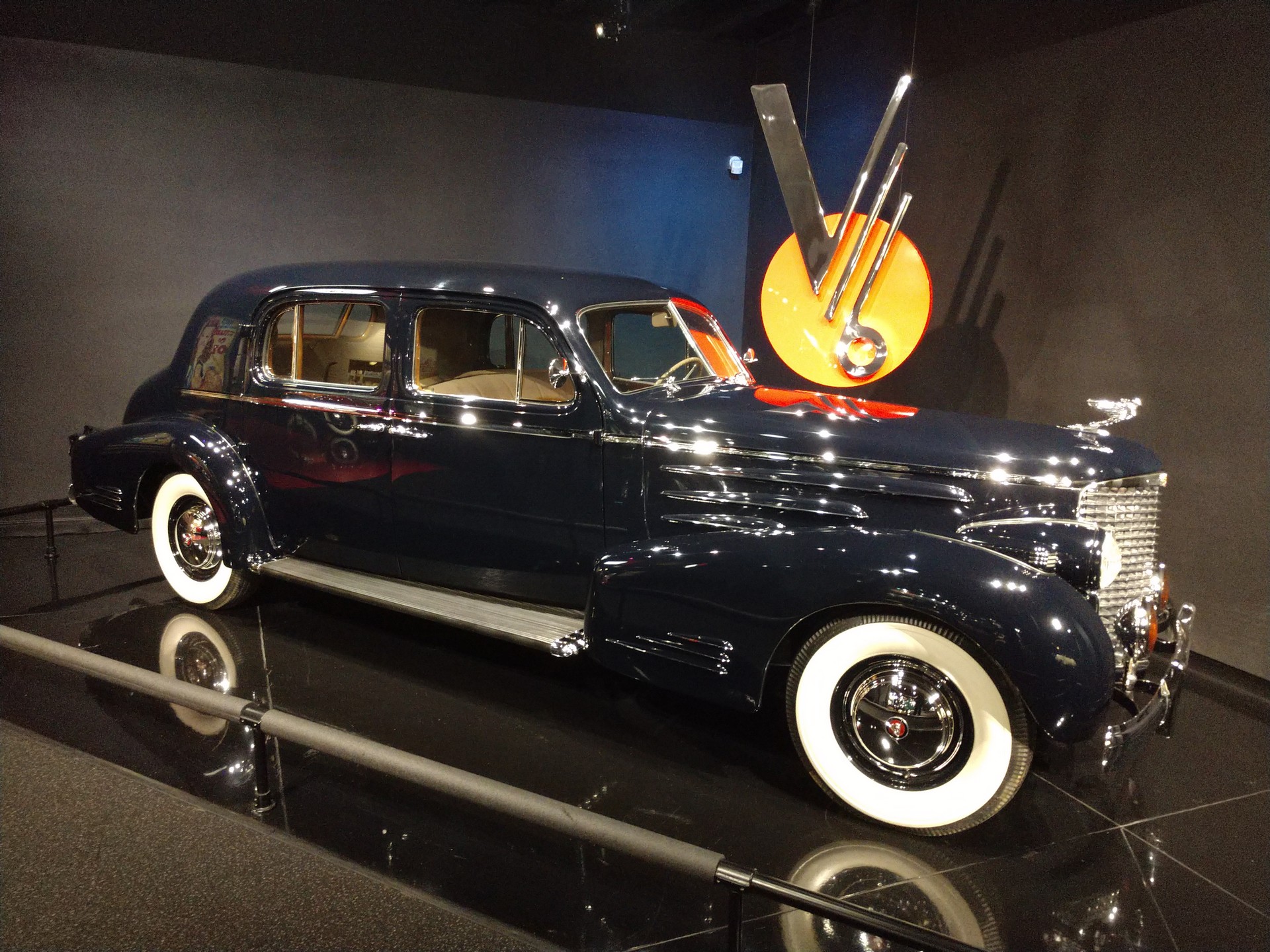 Gateway Auto Museum-14 Road Trip: Gateway Auto Museum Is A Tribute To American Luxury And Performance