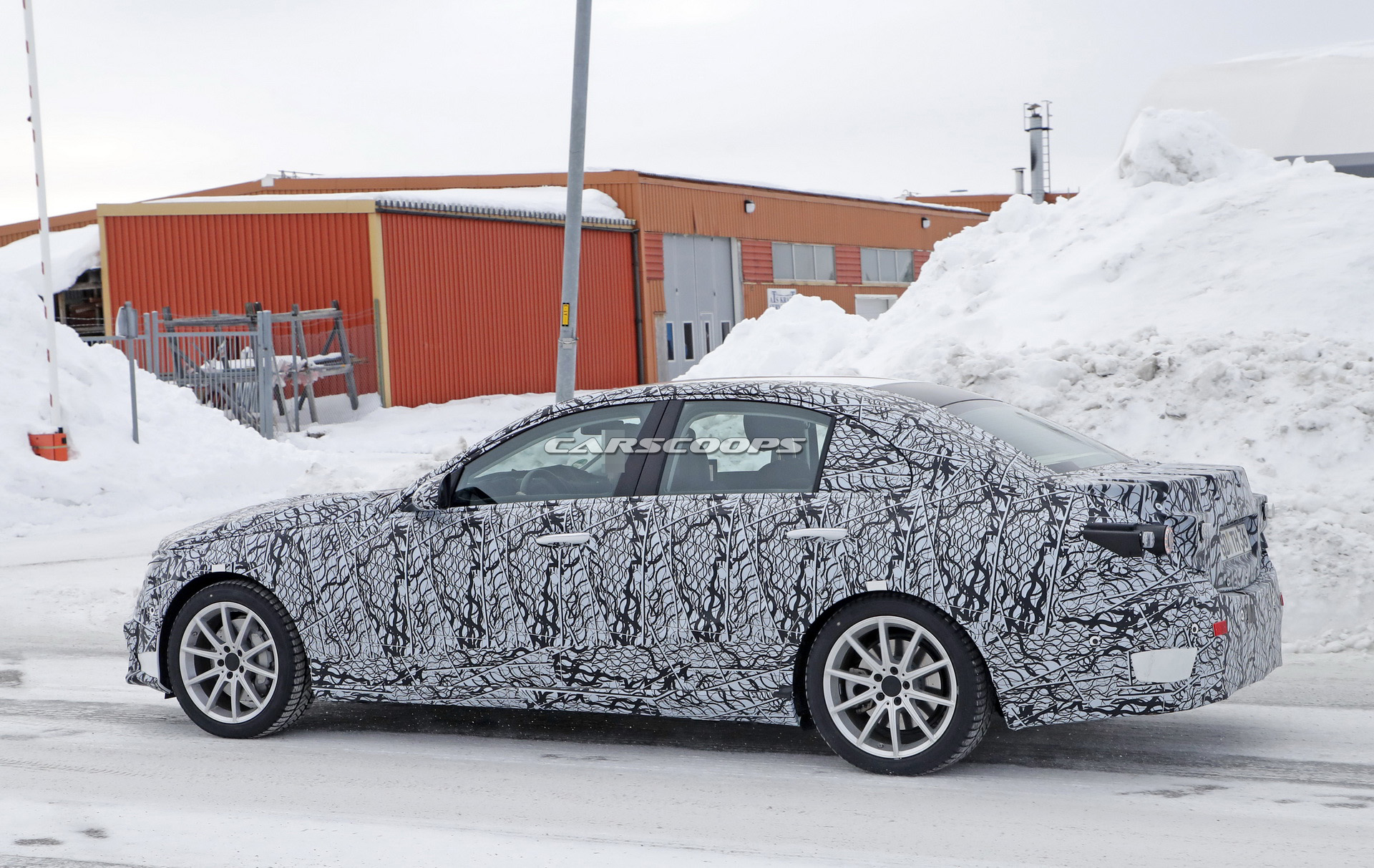 2020 mercedes c-class phev spy shots 6 All-New Mercedes C-Class Caught Testing In PHEV Guise