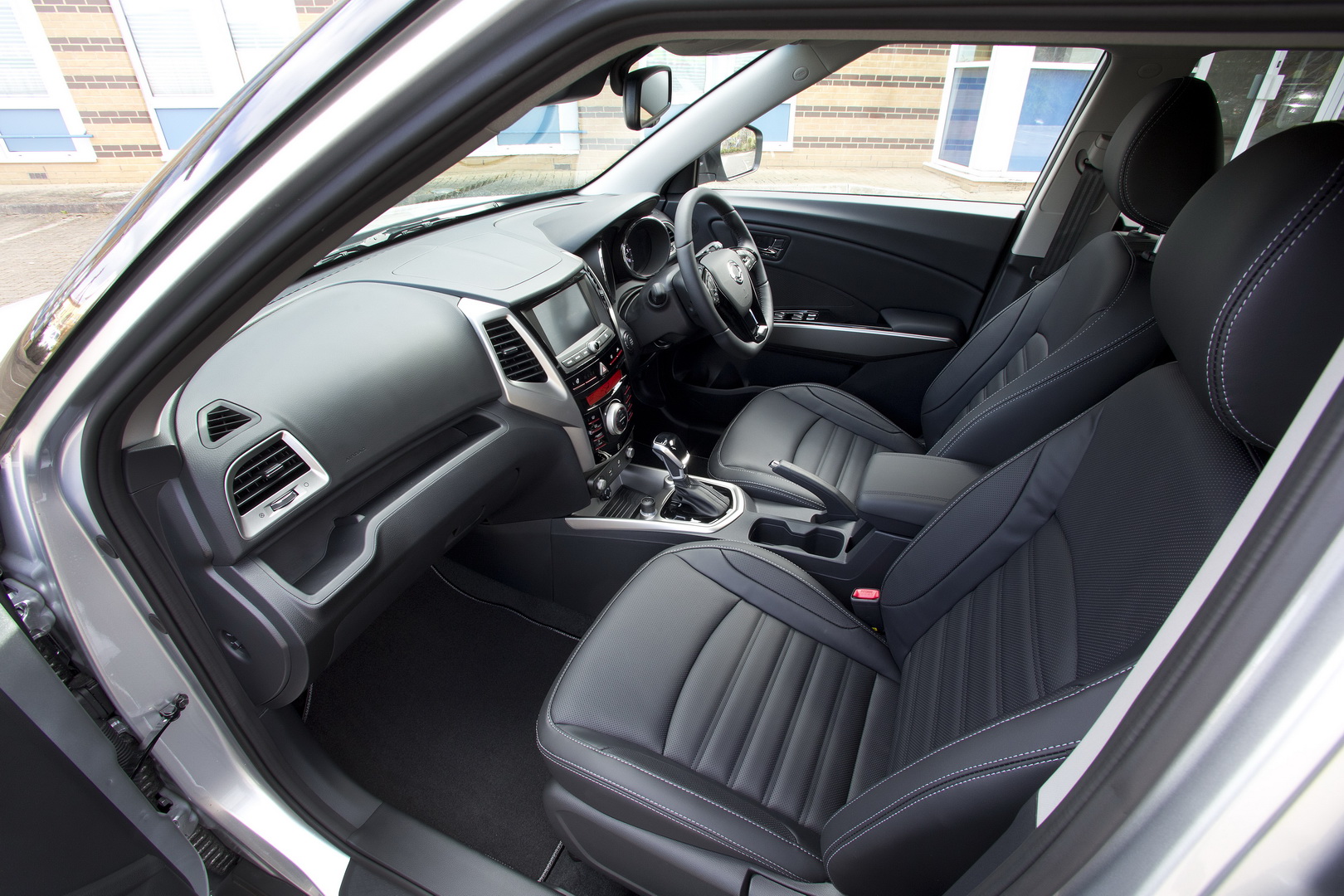 2019 ssangyong tivoli 16 SsangYong Tivoli Range Updated, Cleaner Petrol And Diesel Engines Added